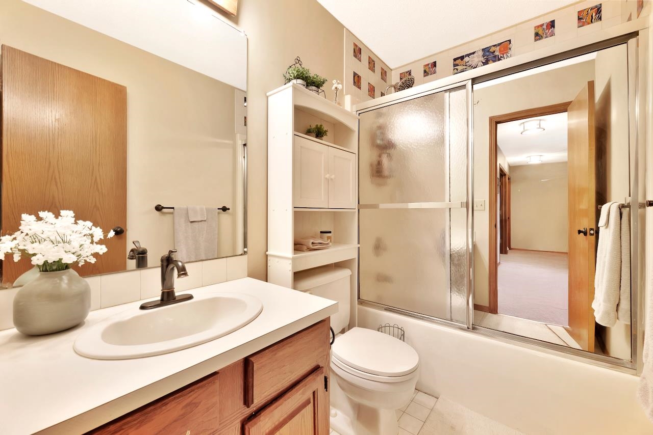 4372 N Eagle Lake Ct. Property Photo 24