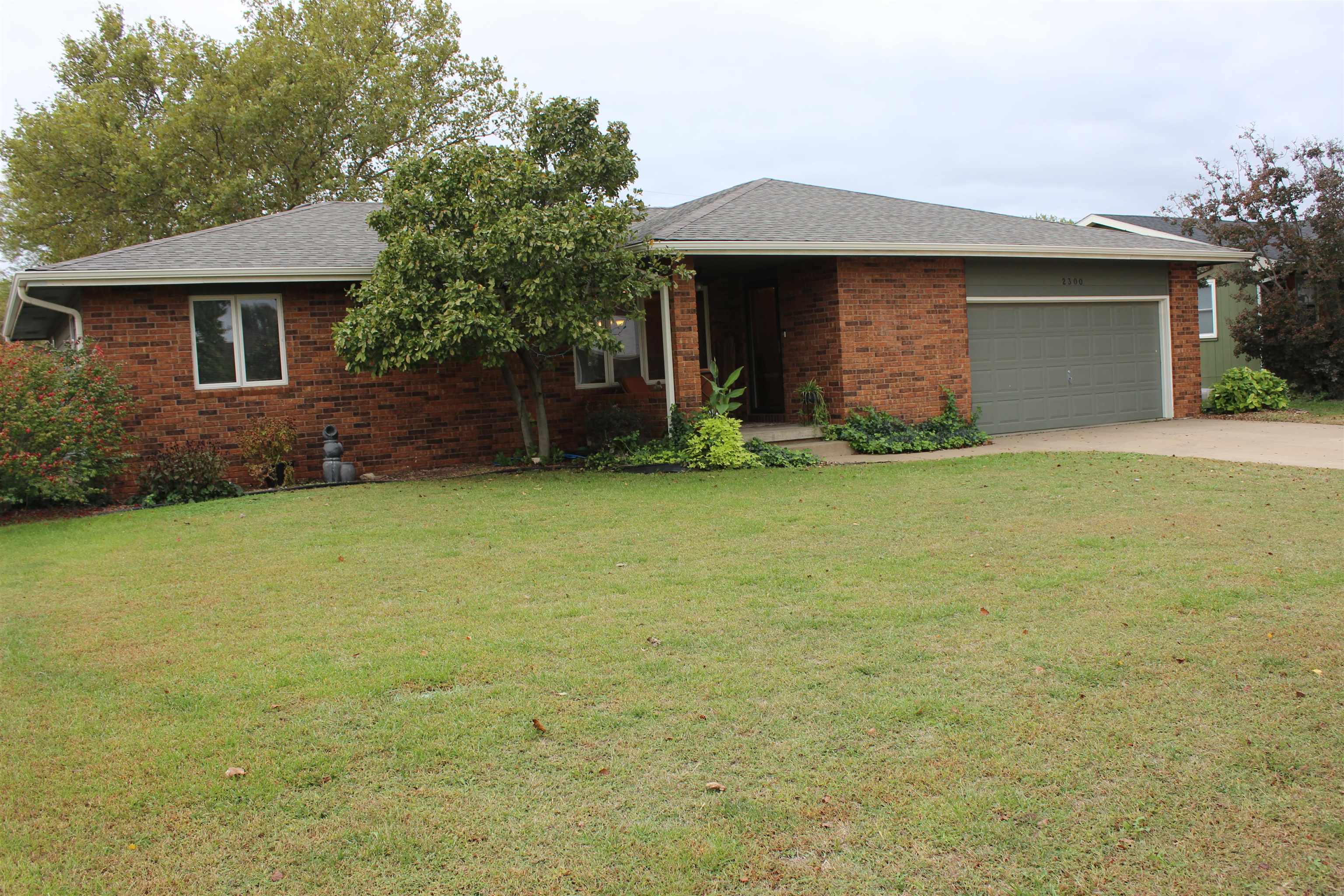 2300 LLnden Drive