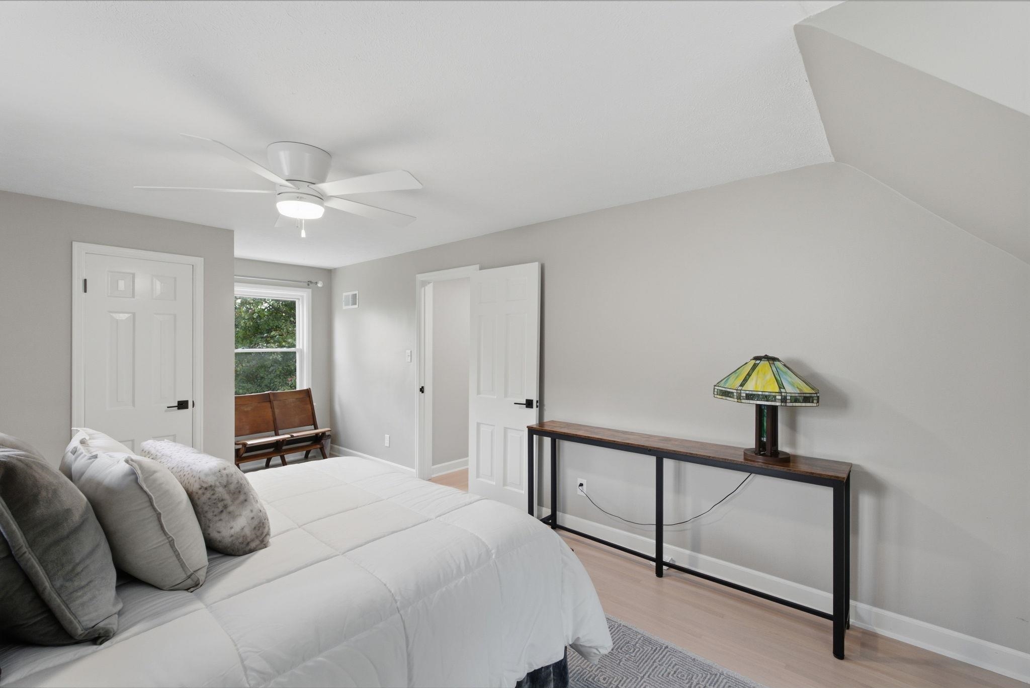 150 N Parkwood Property Photo 23