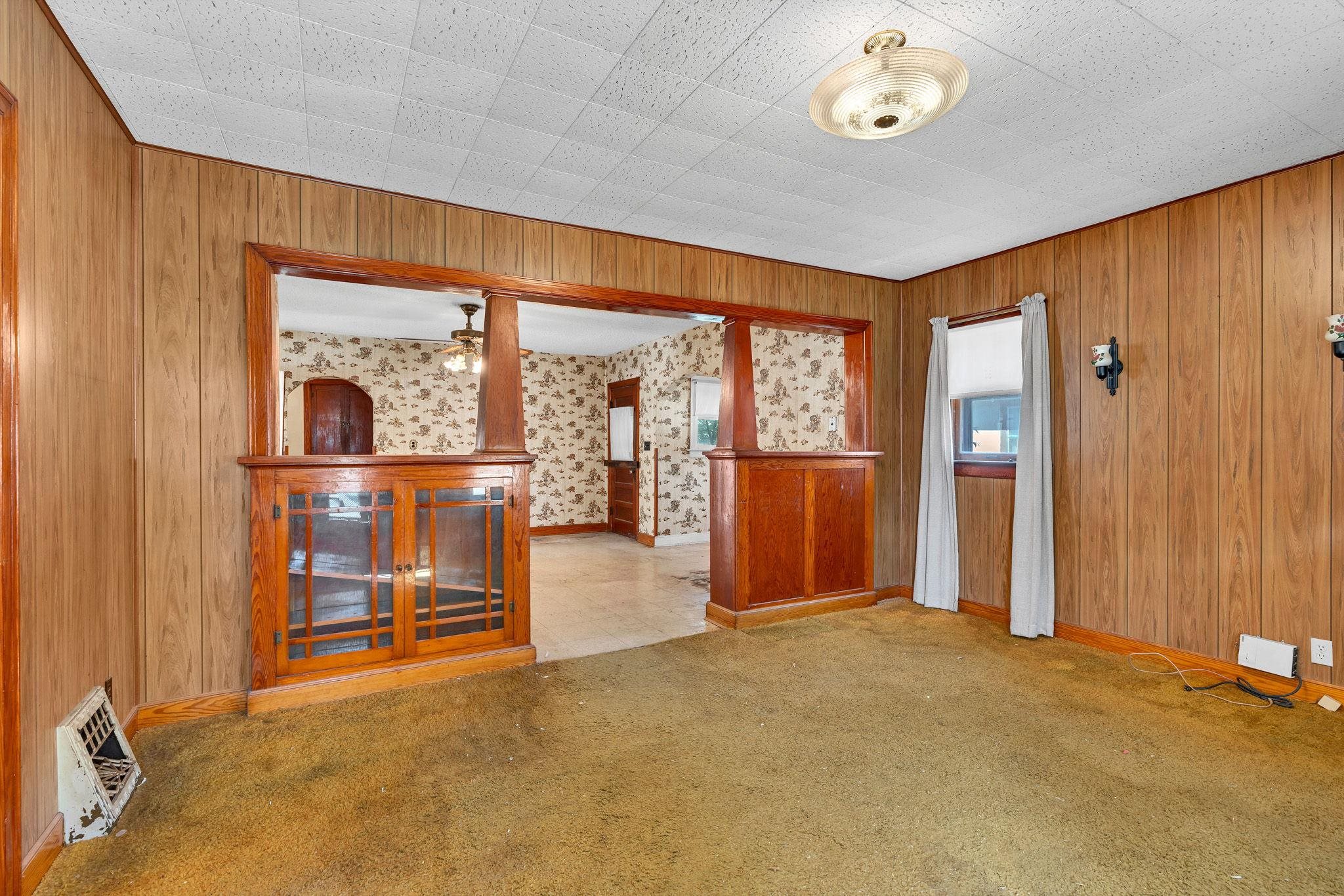 1755 S Waco Ave Property Photo 6