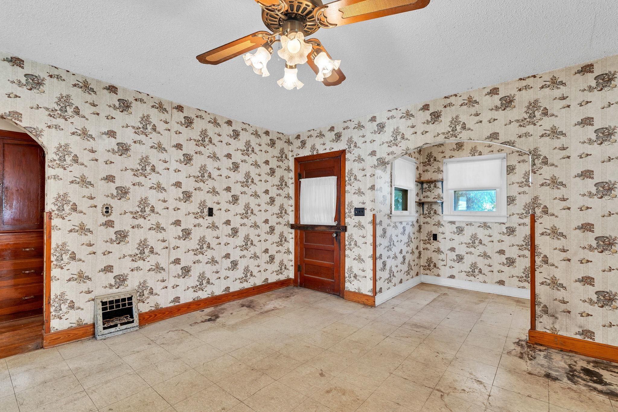 1755 S Waco Ave Property Photo 15