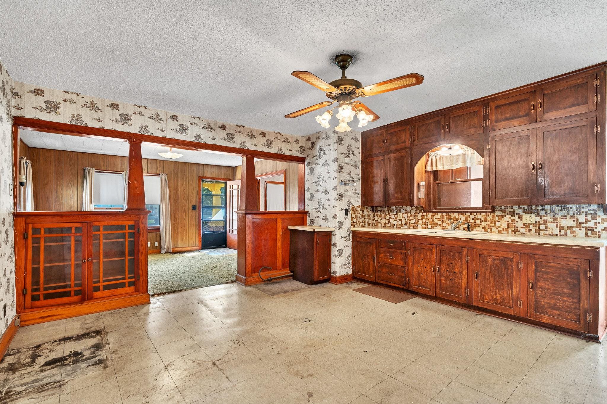1755 S Waco Ave Property Photo 17