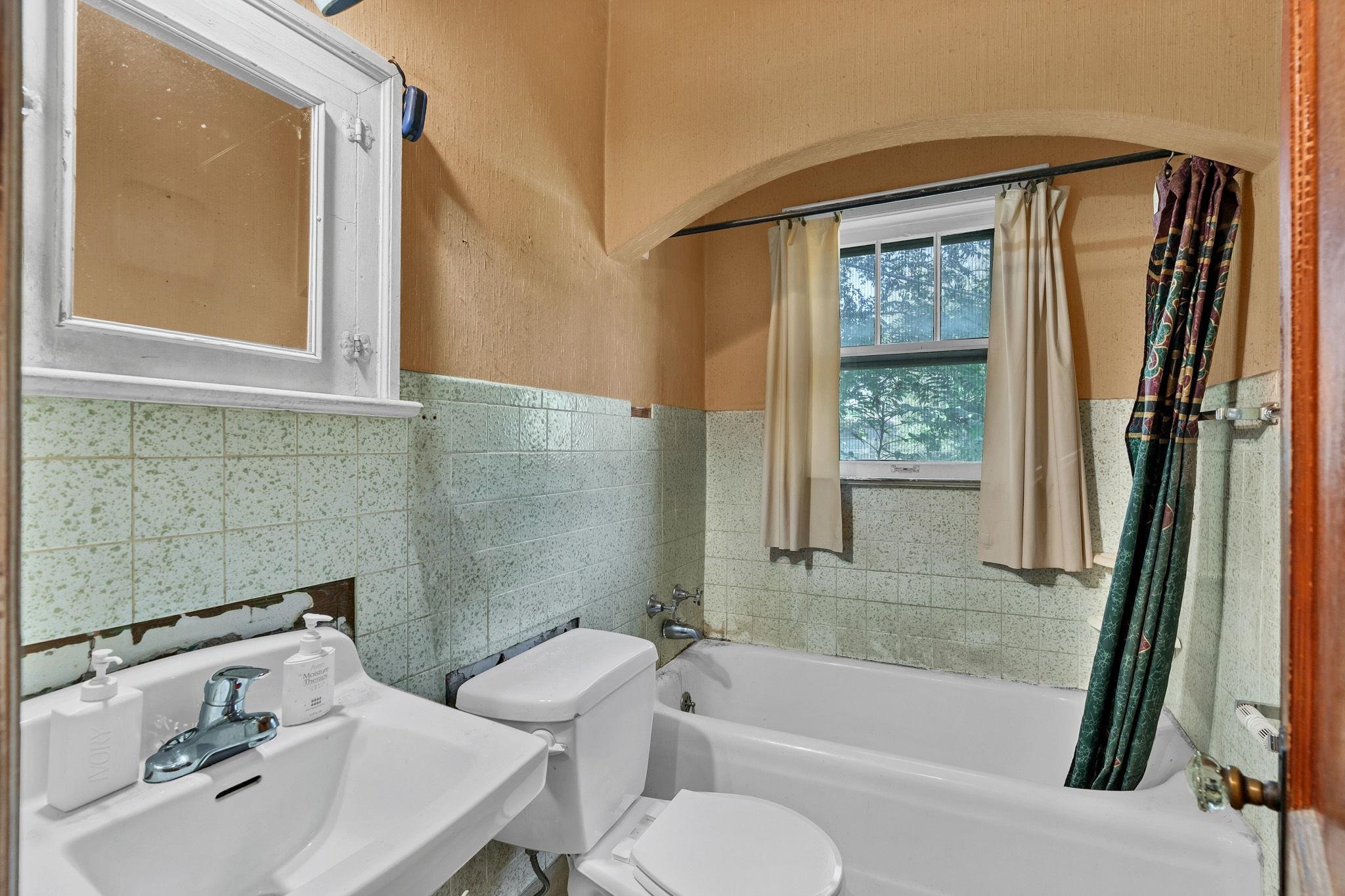 1755 S Waco Ave Property Photo 22