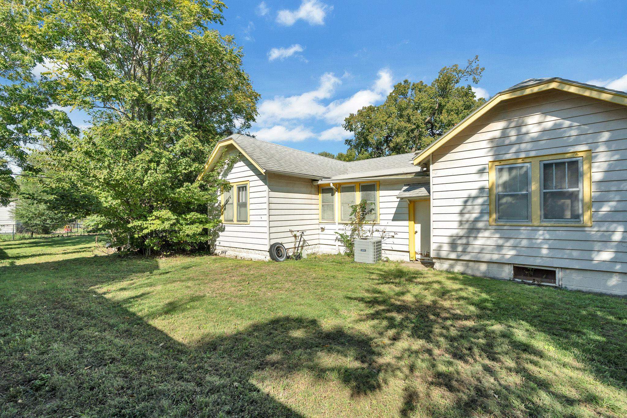 1755 S Waco Ave Property Photo 34