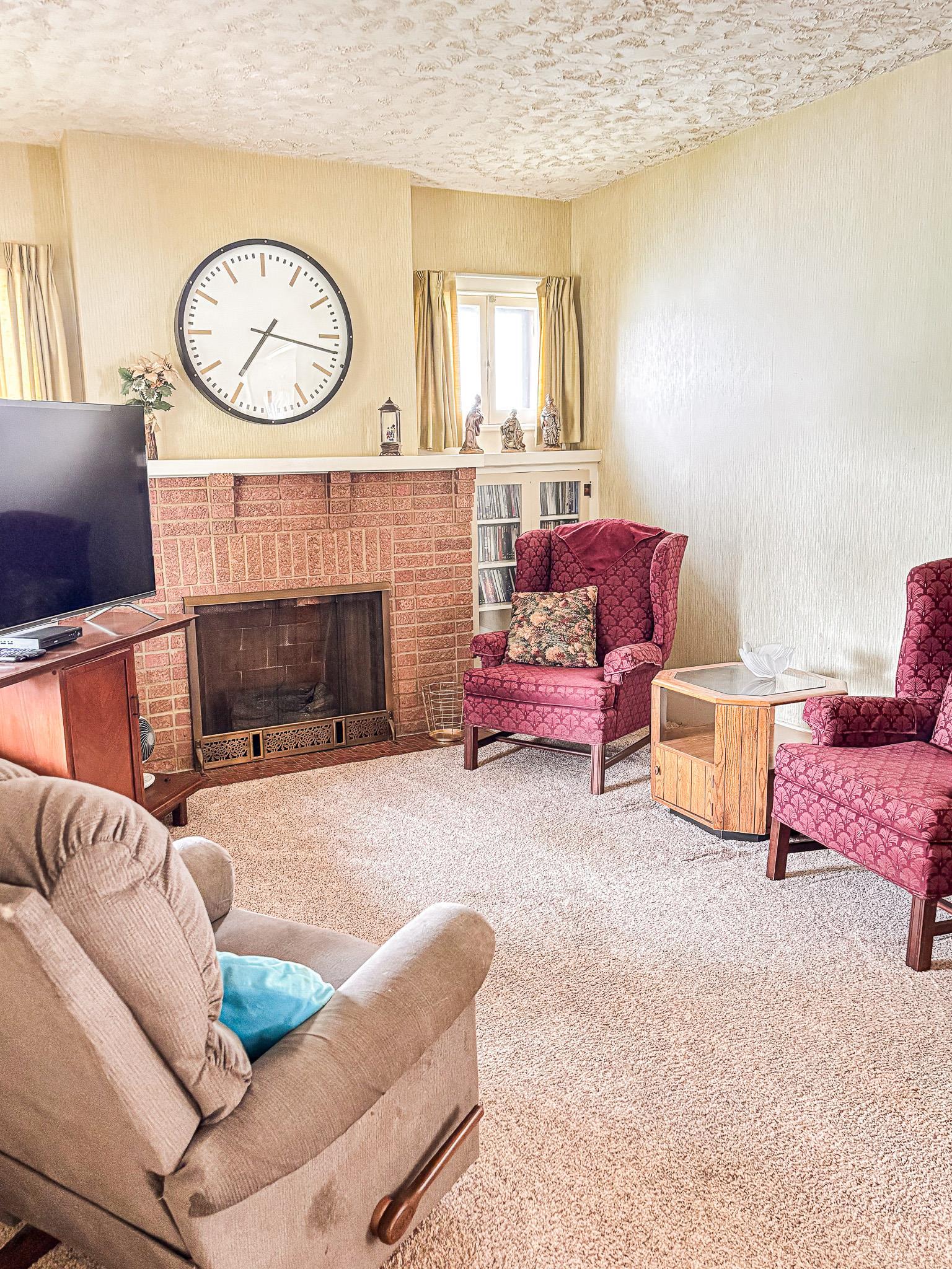1809 R Property Photo 3