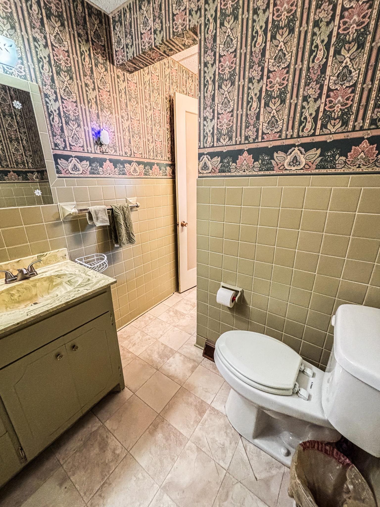 1809 R Property Photo 10