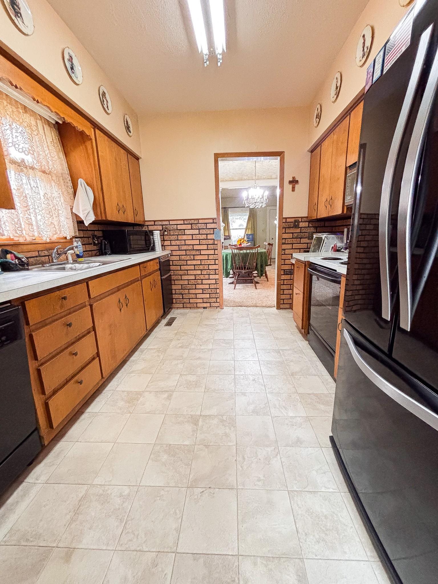 1809 R Property Photo 20