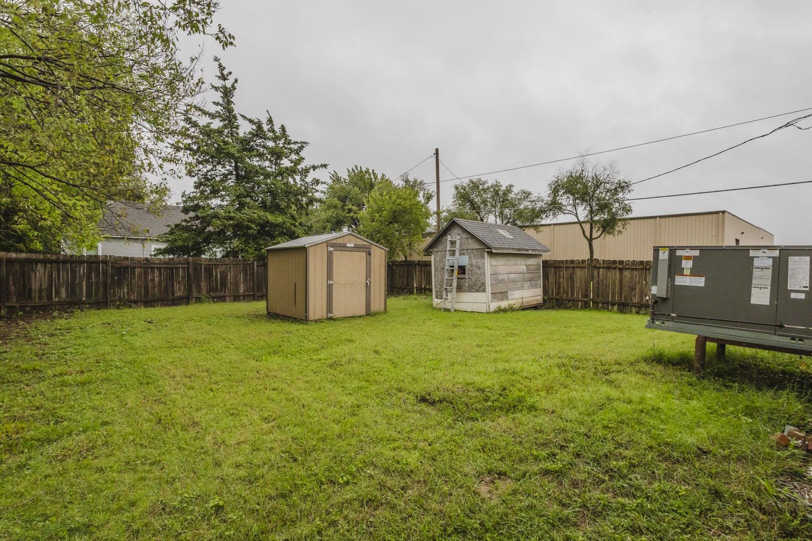 1336 S Everett St. Property Photo 29