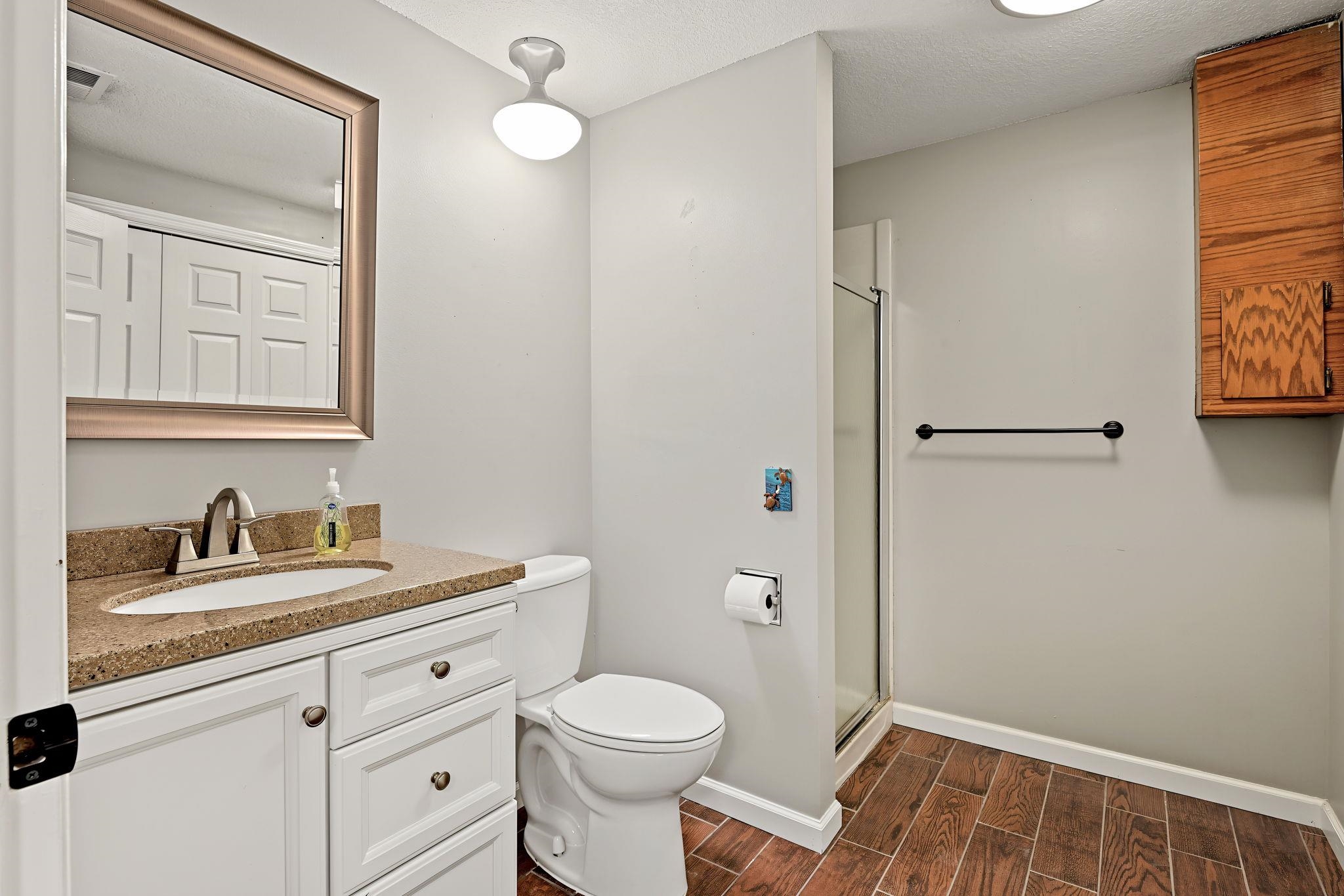 1103 N Lakewind St Property Photo 12