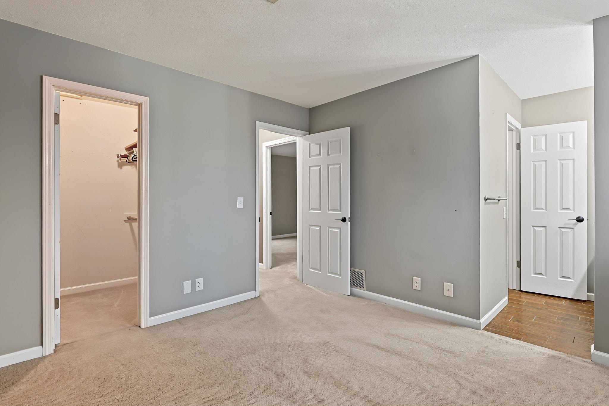 1103 N Lakewind St Property Photo 14
