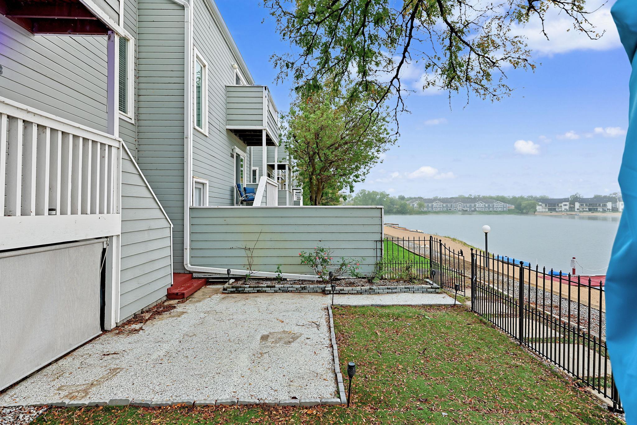 1103 N Lakewind St Property Photo 21