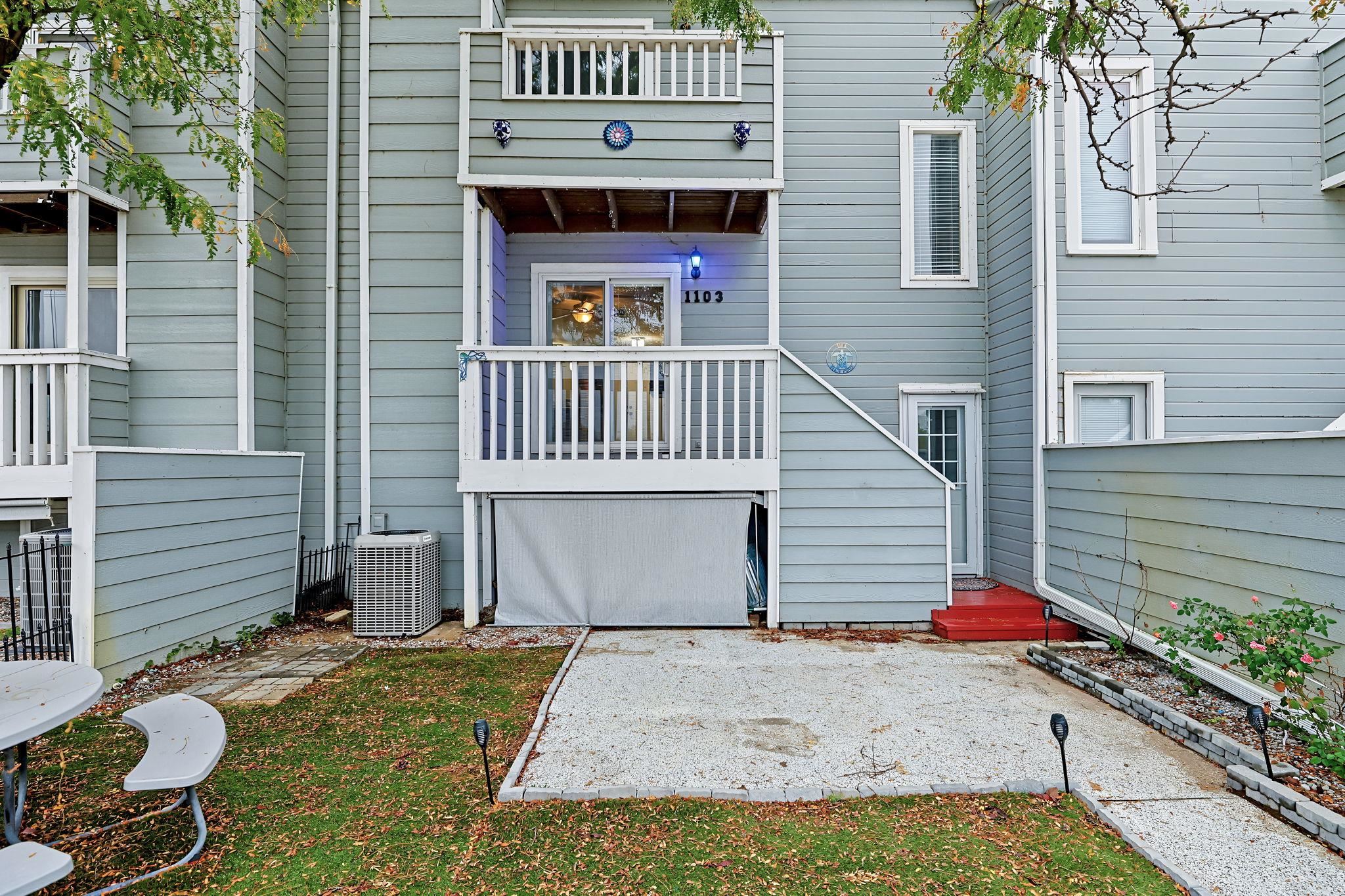 1103 N Lakewind St Property Photo 22