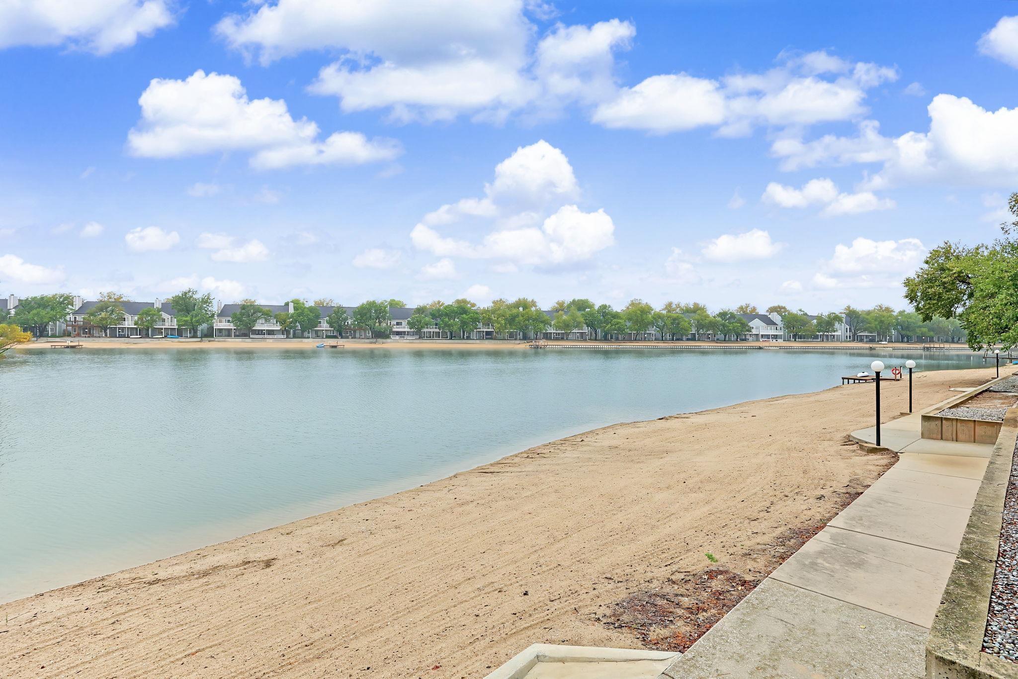 1103 N Lakewind St Property Photo 23