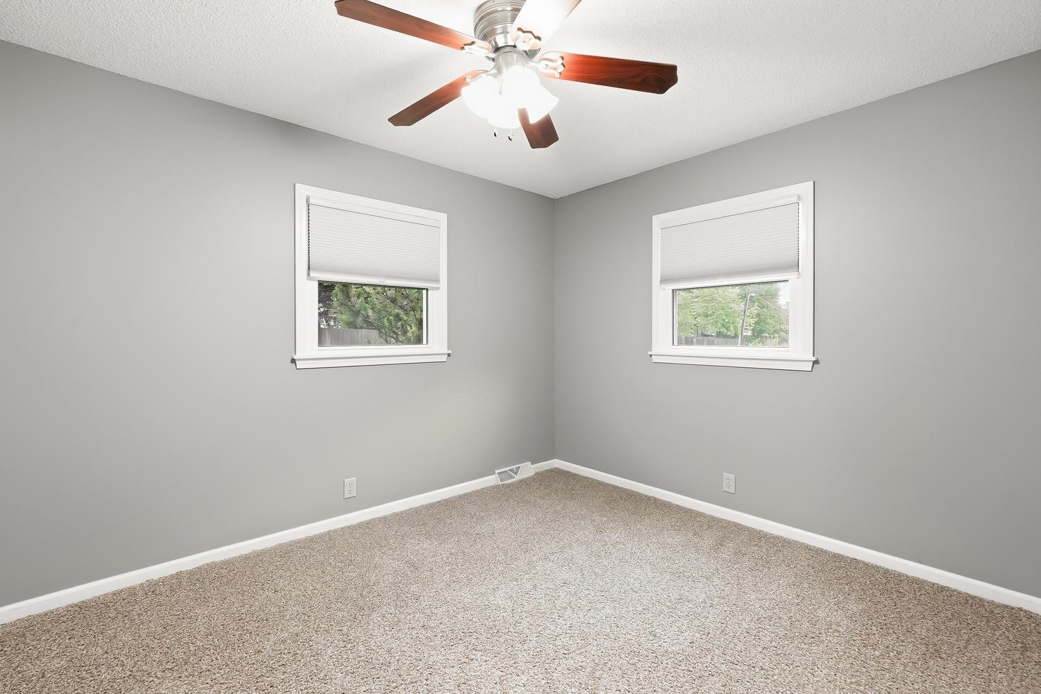 922 S Broadmoor Property Photo 22