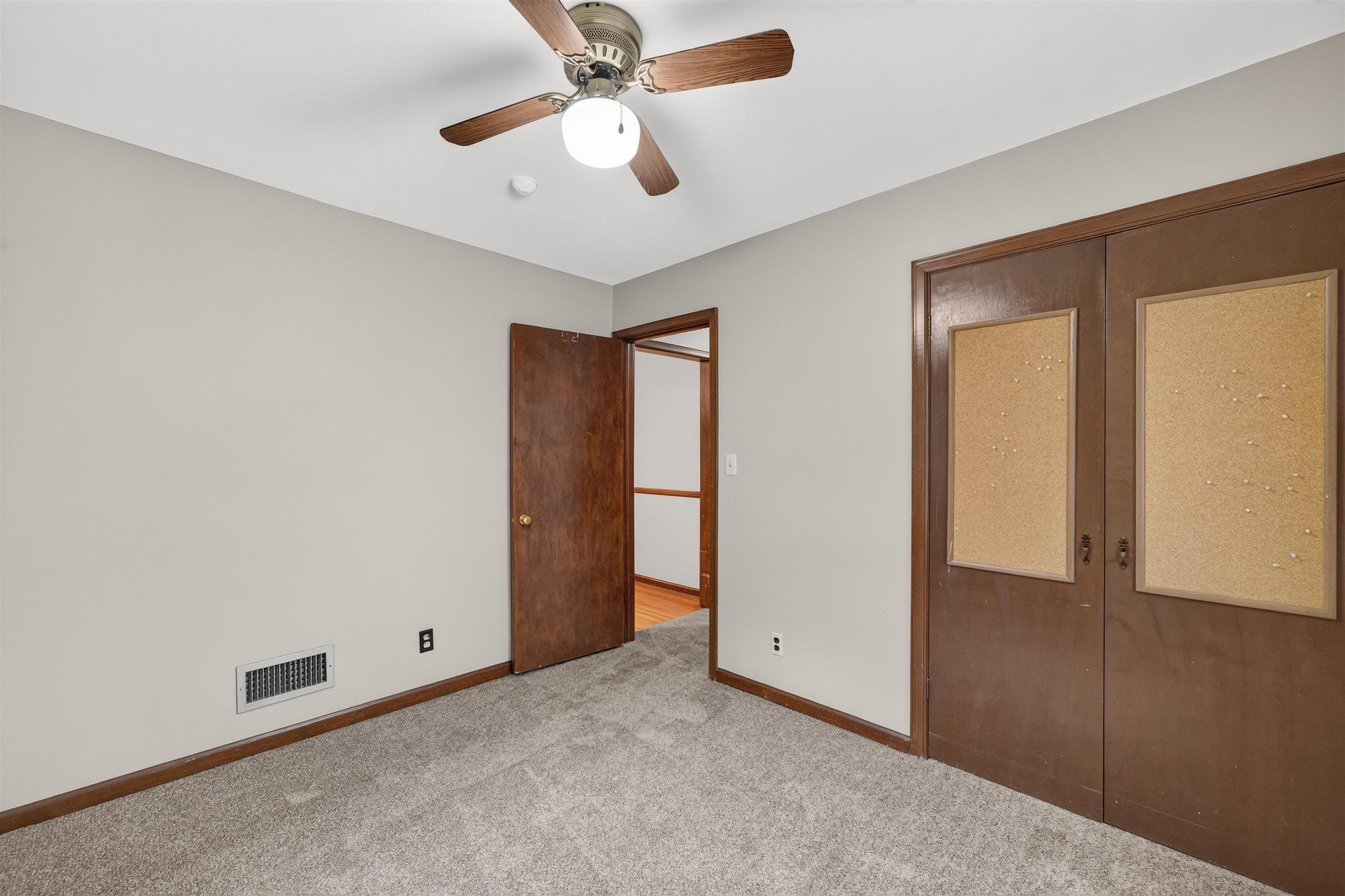 709 S Lexington Rd Property Photo 11