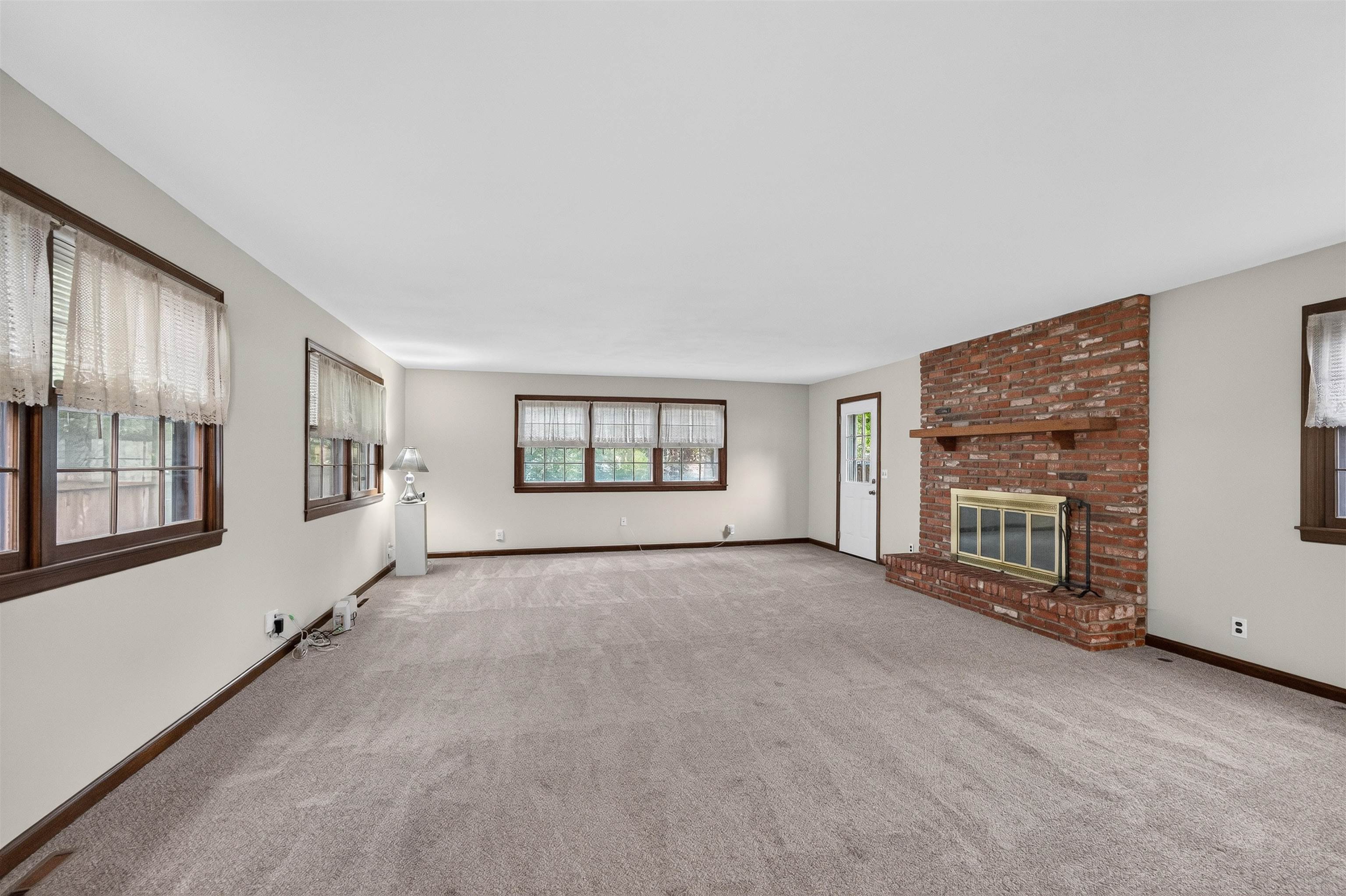709 S Lexington Rd Property Photo 15