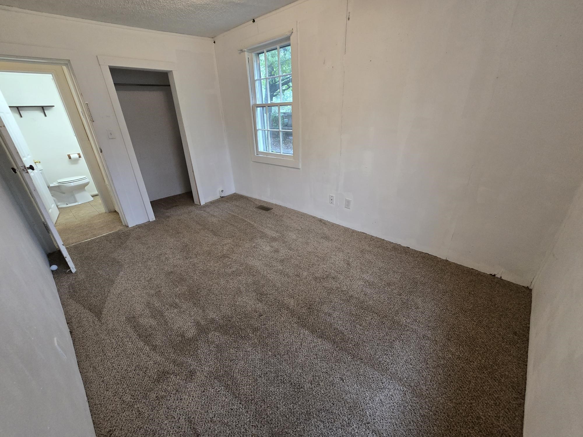 1118 Thompson Property Photo 14