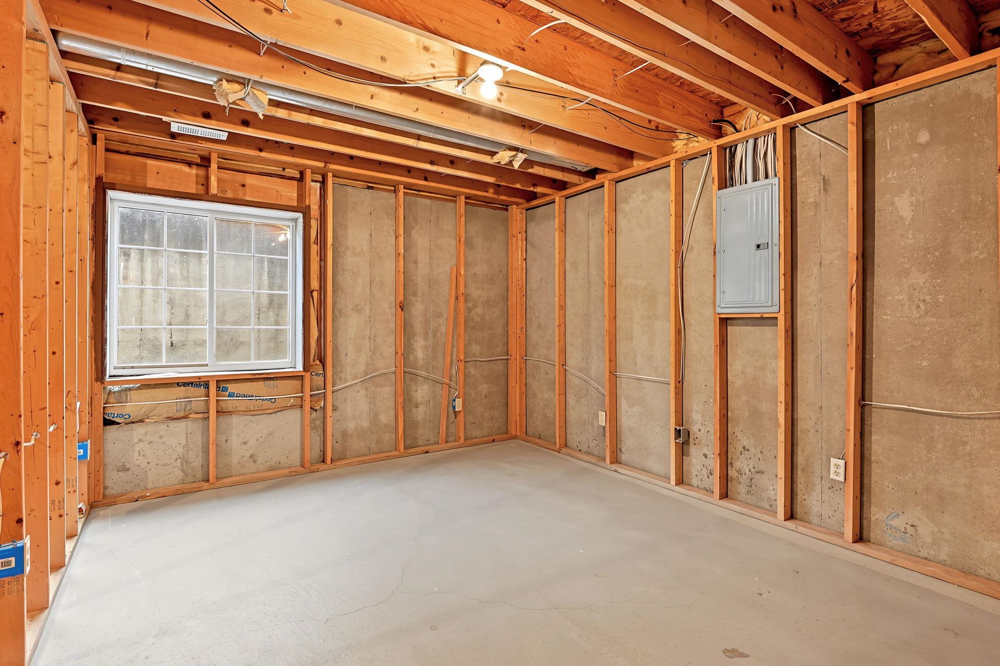 2517 N Rutgers St Property Photo 27
