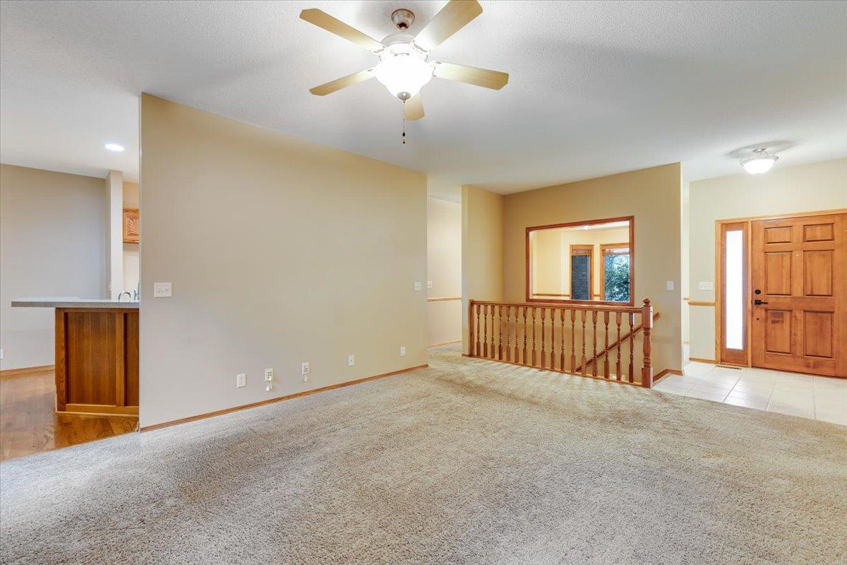 1418 N Briarwood Pl Property Photo 6