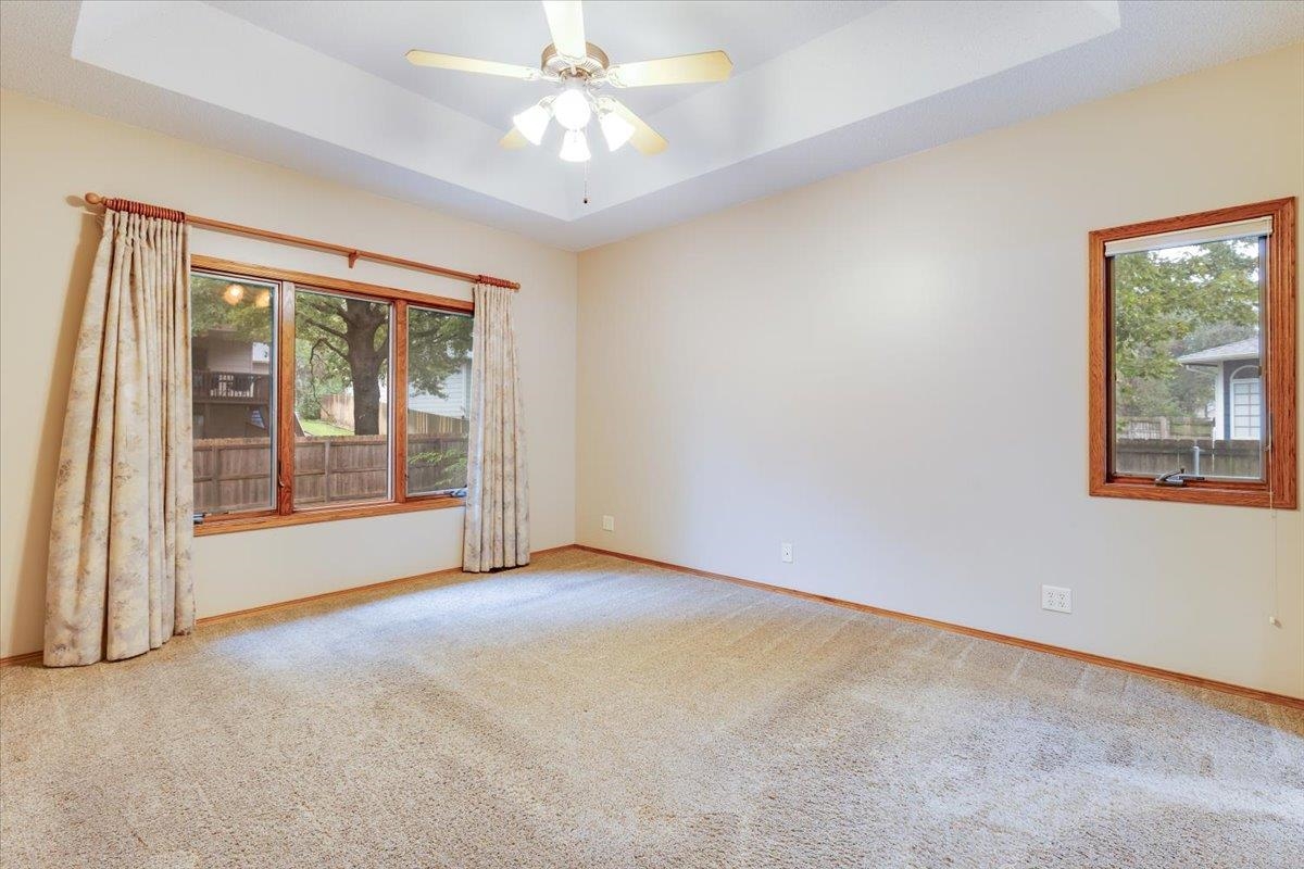 1418 N Briarwood Pl Property Photo 17