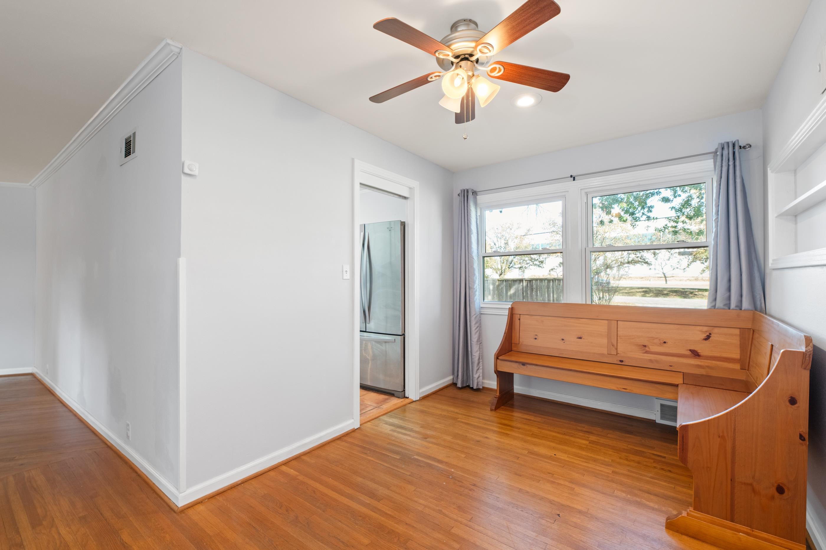 22 E Hawthorne St Property Photo 14