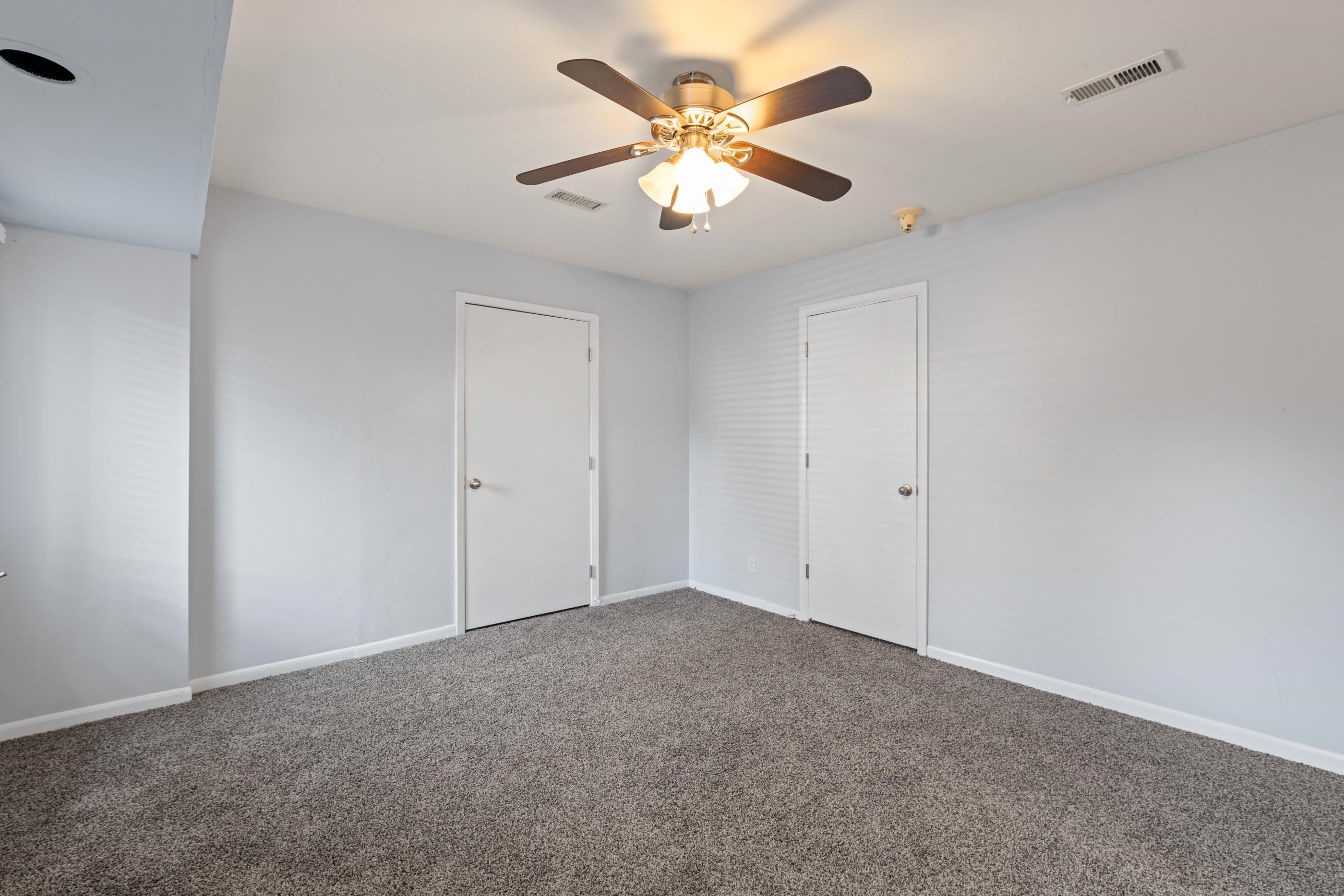 22 E Hawthorne St Property Photo 16