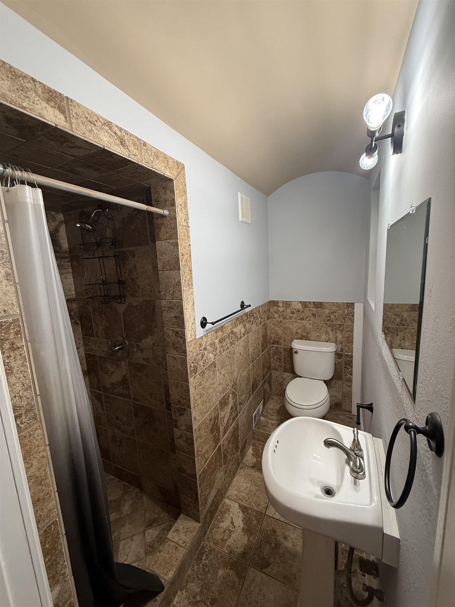 120 N Erie Property Photo 15