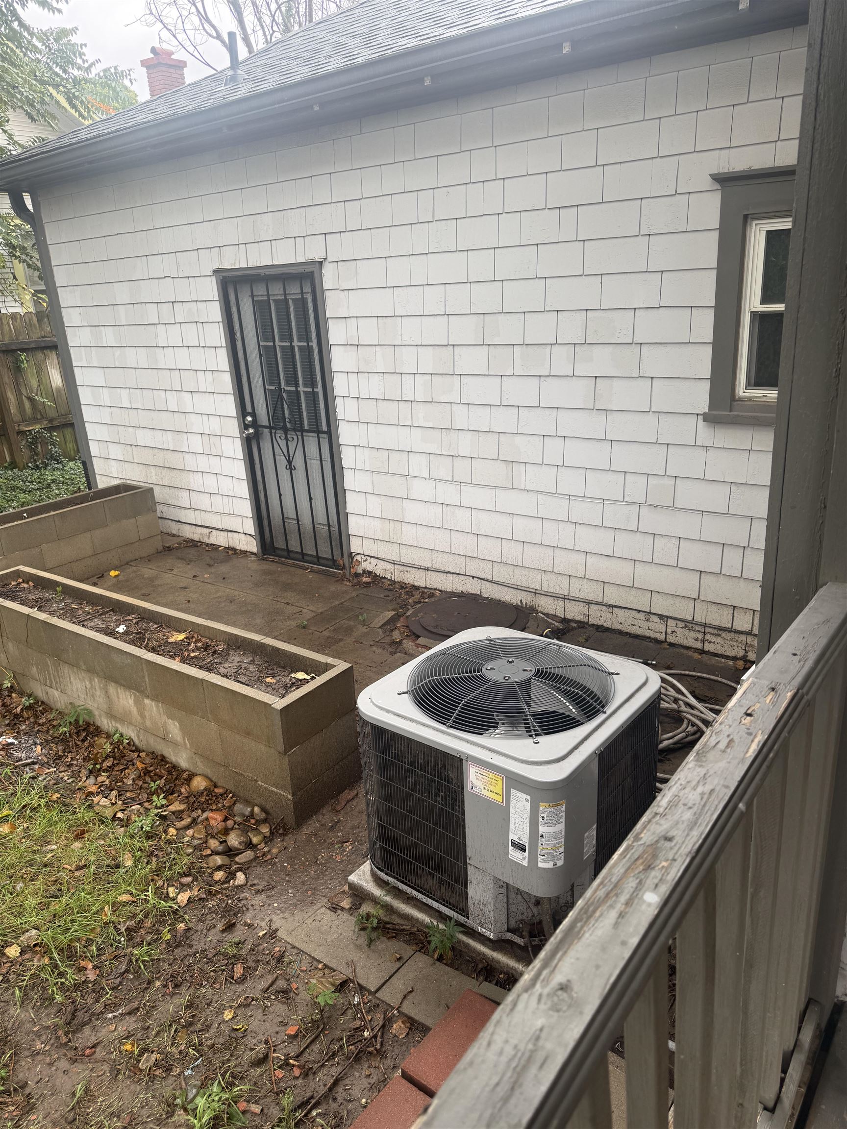 120 N Erie Property Photo 29