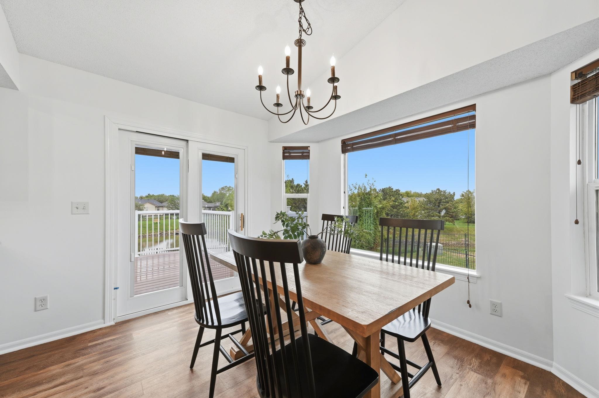 1811 N Black Locust Ct Property Photo 10