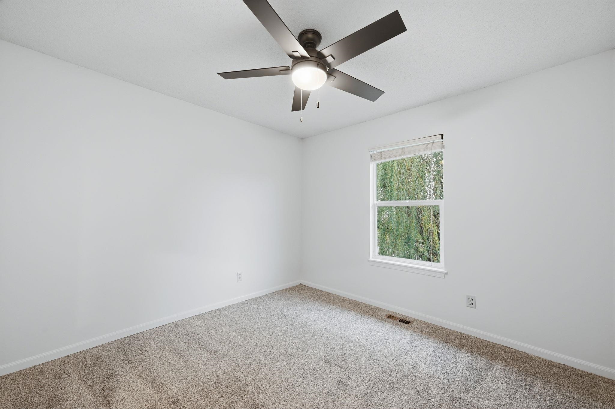 1811 N Black Locust Ct Property Photo 19
