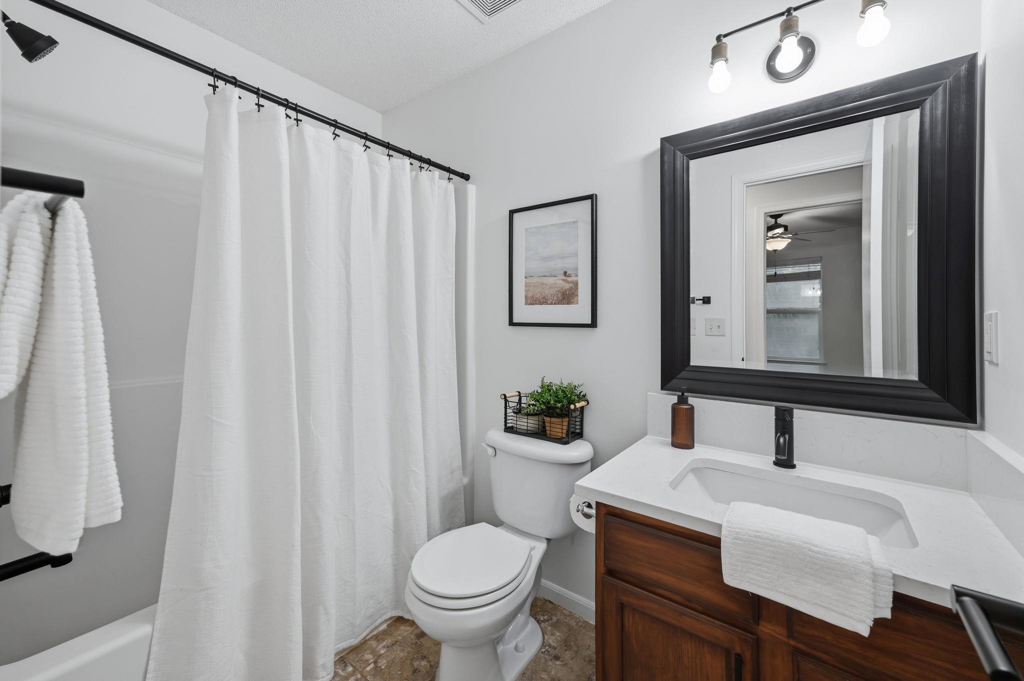 1811 N Black Locust Ct Property Photo 20