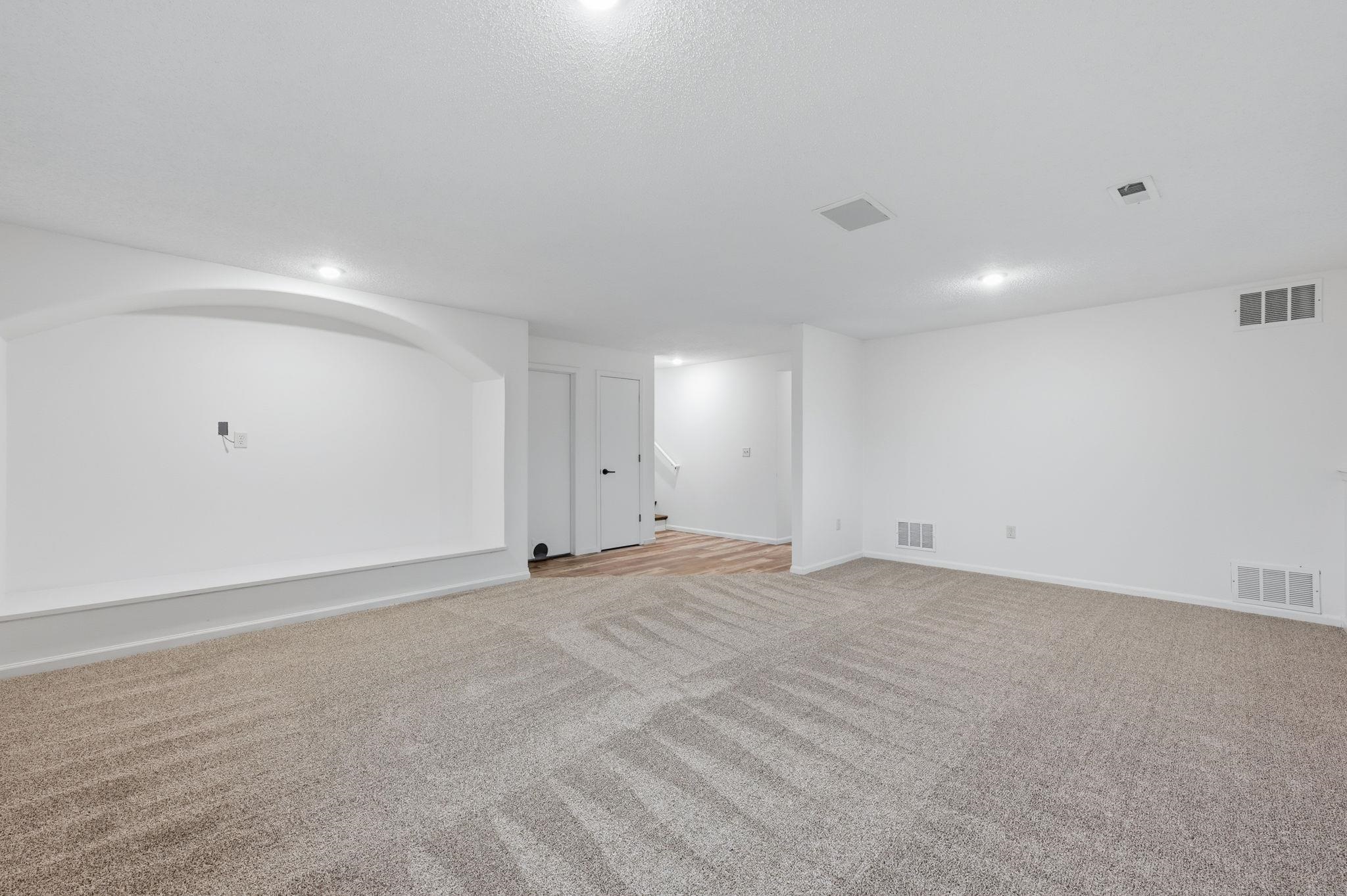 1811 N Black Locust Ct Property Photo 23