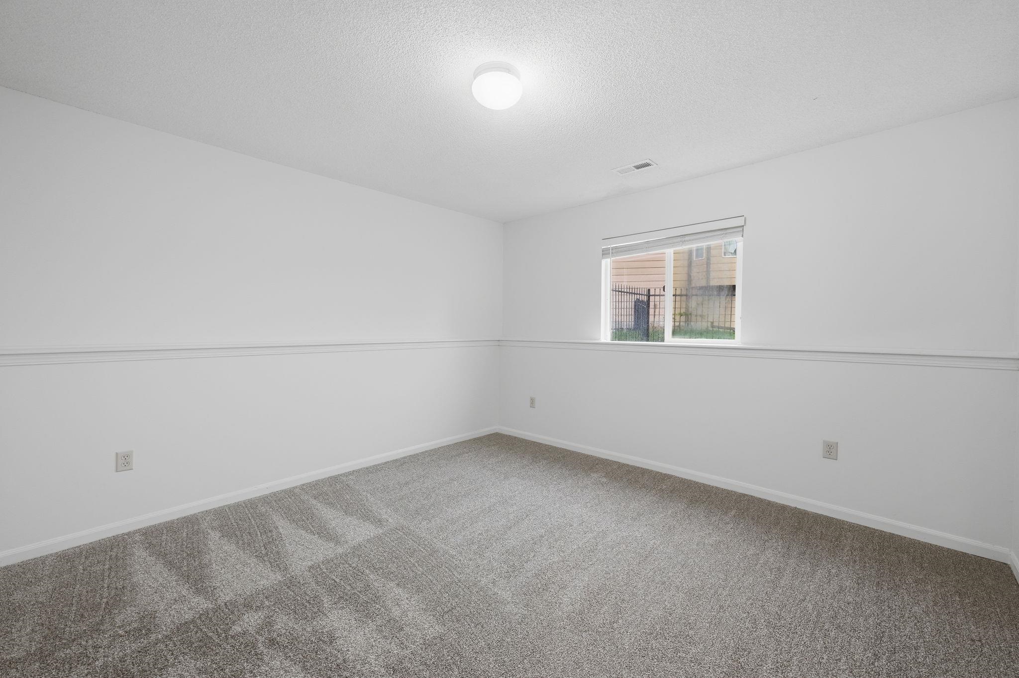 1811 N Black Locust Ct Property Photo 24