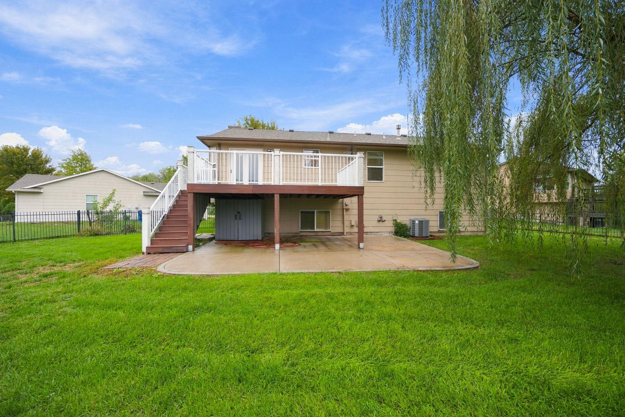 1811 N Black Locust Ct Property Photo 30