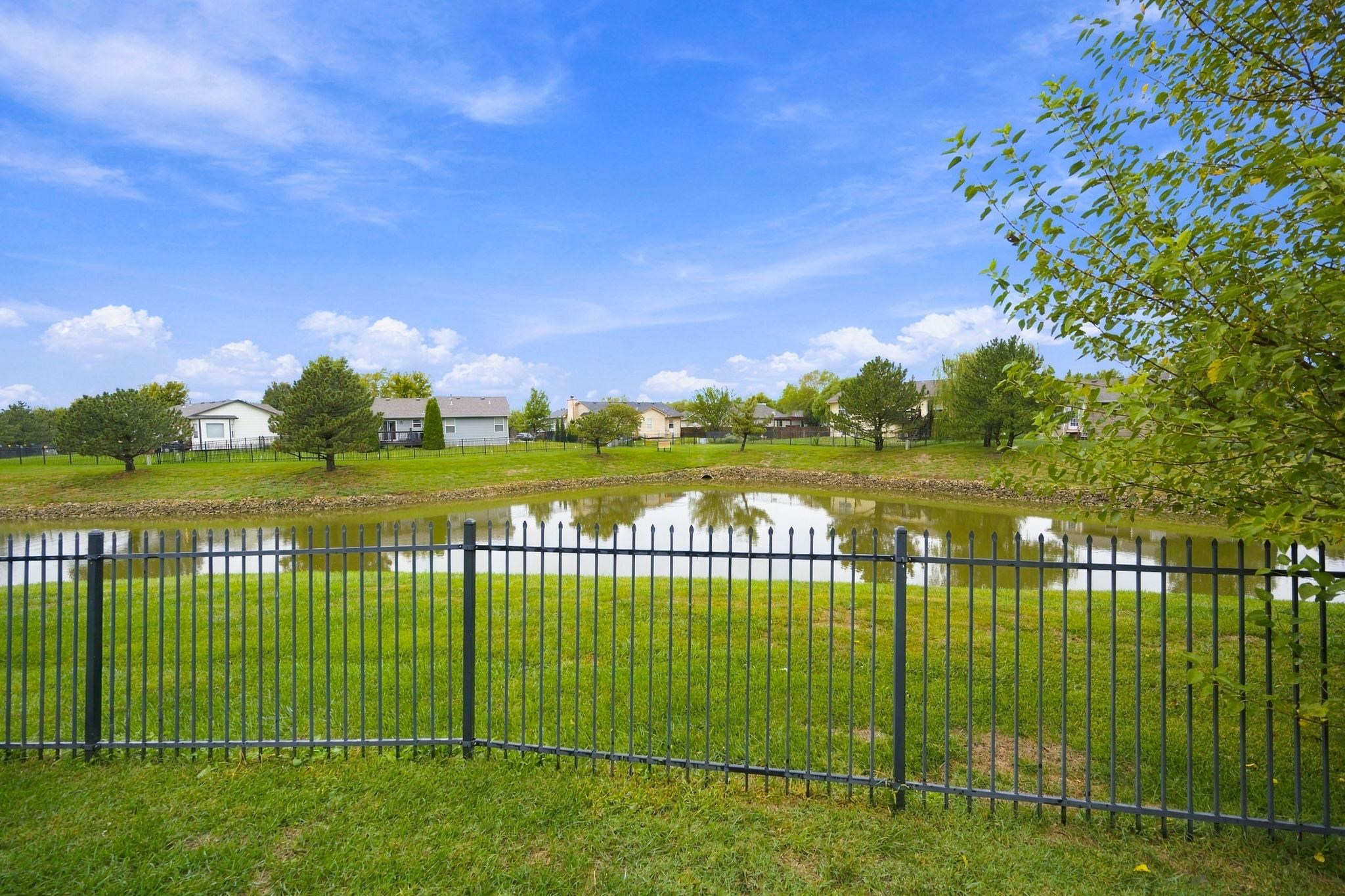 1811 N Black Locust Ct Property Photo 33