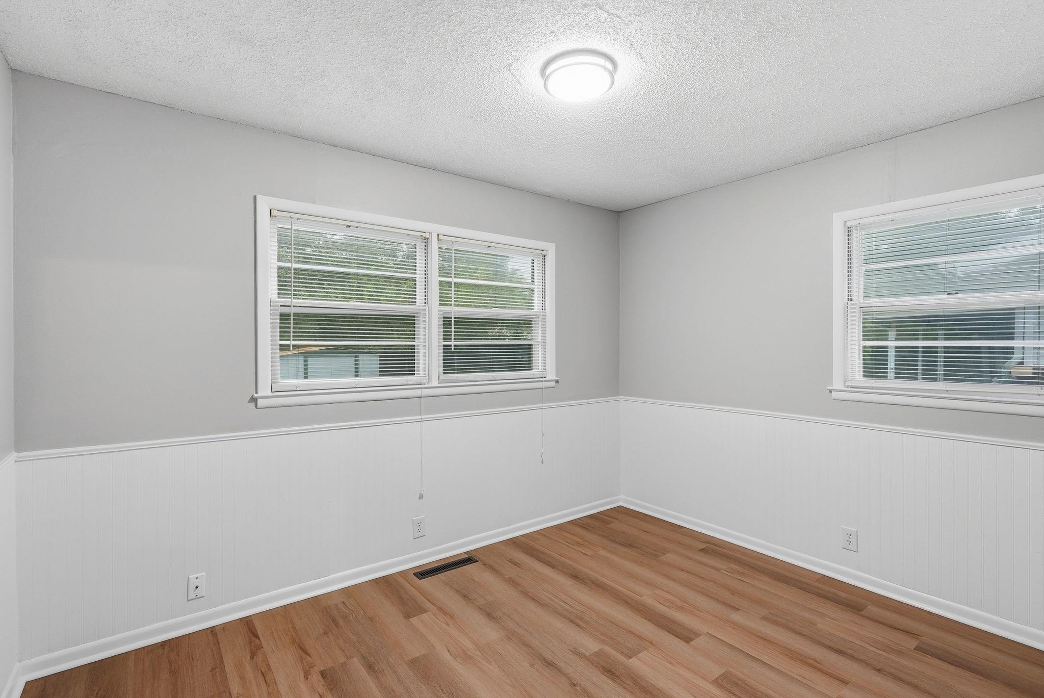 1909 N High St. Property Photo 15