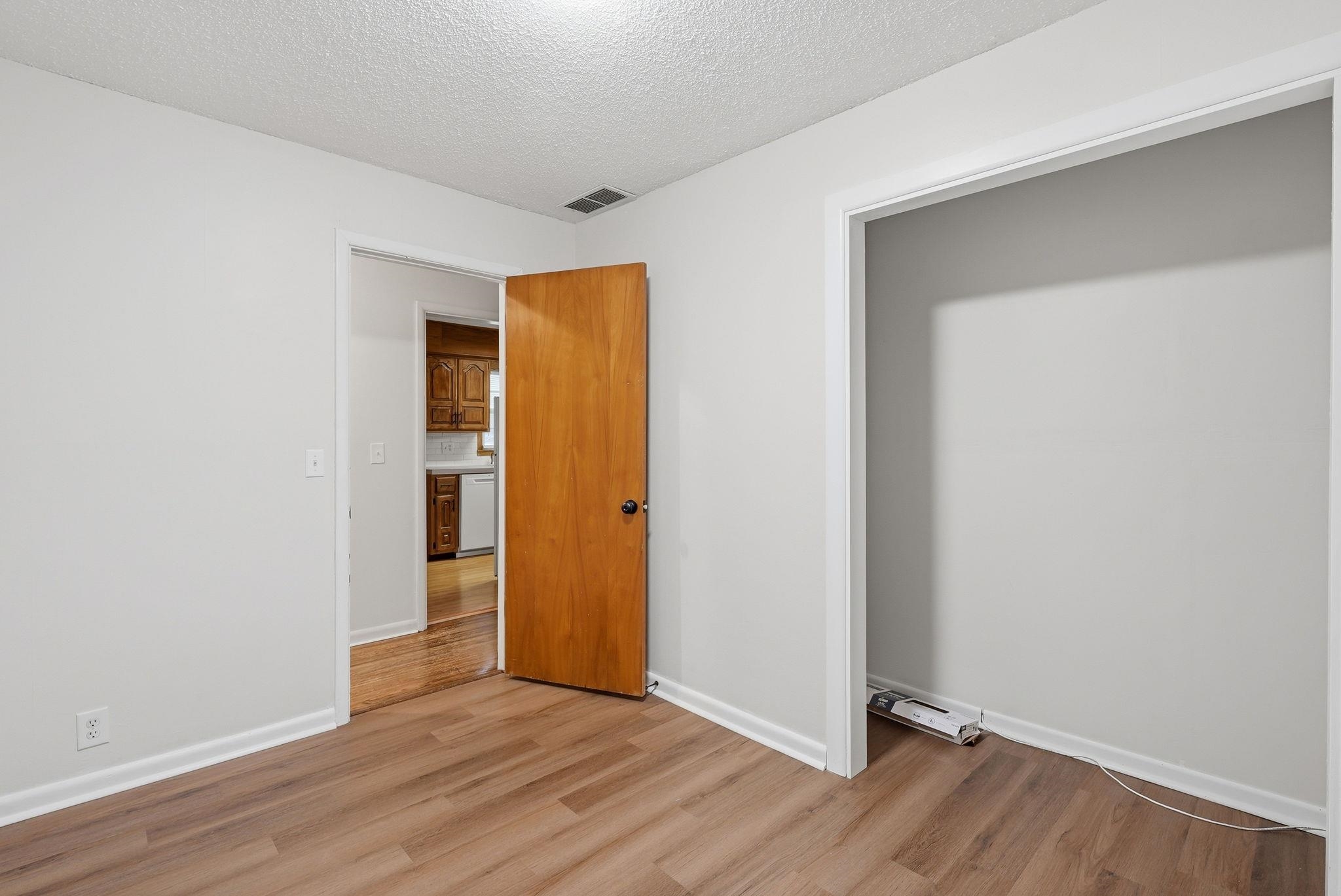 1909 N High St. Property Photo 18