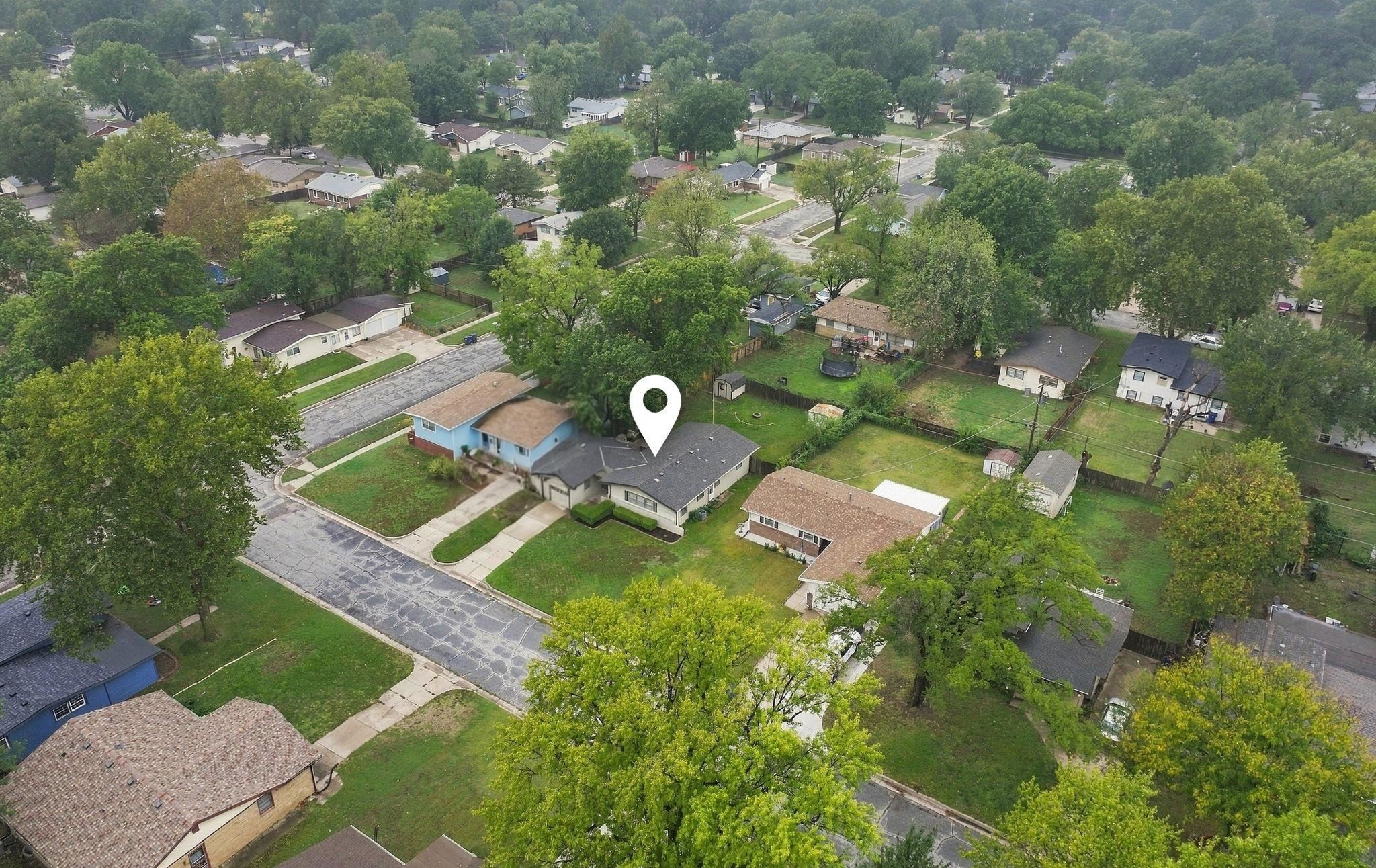 1909 N High St. Property Photo 32
