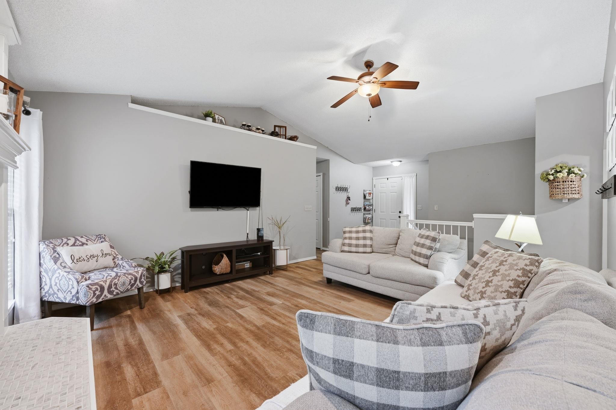 10405 W University Ct. Property Photo 5