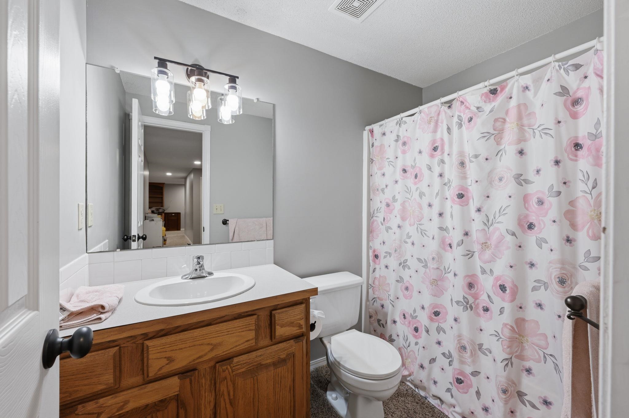 10405 W University Ct. Property Photo 24