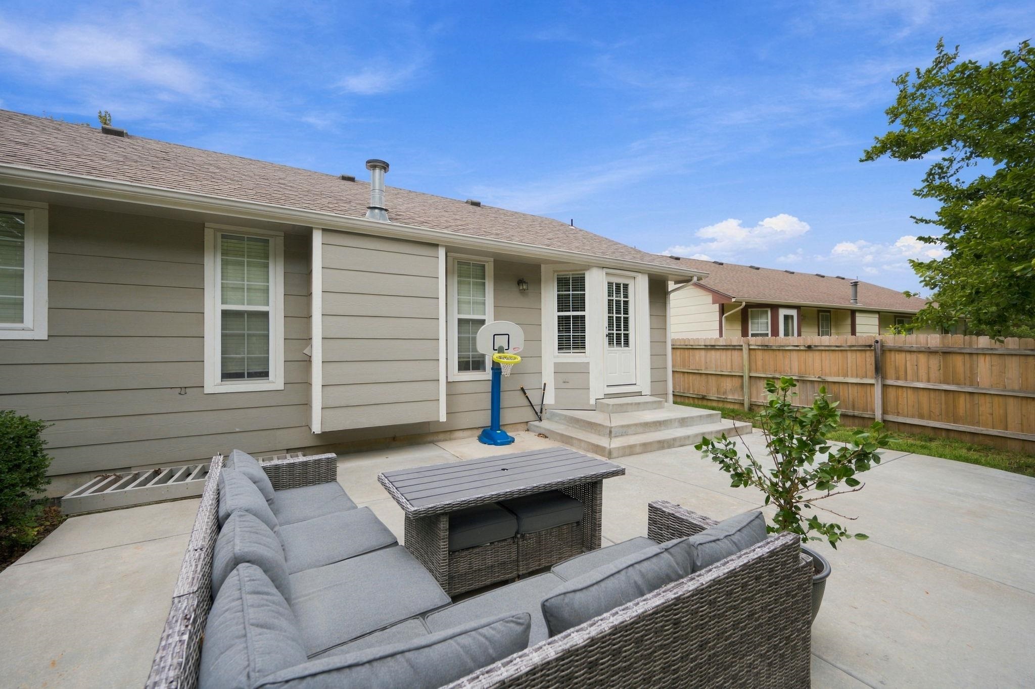 10405 W University Ct. Property Photo 30