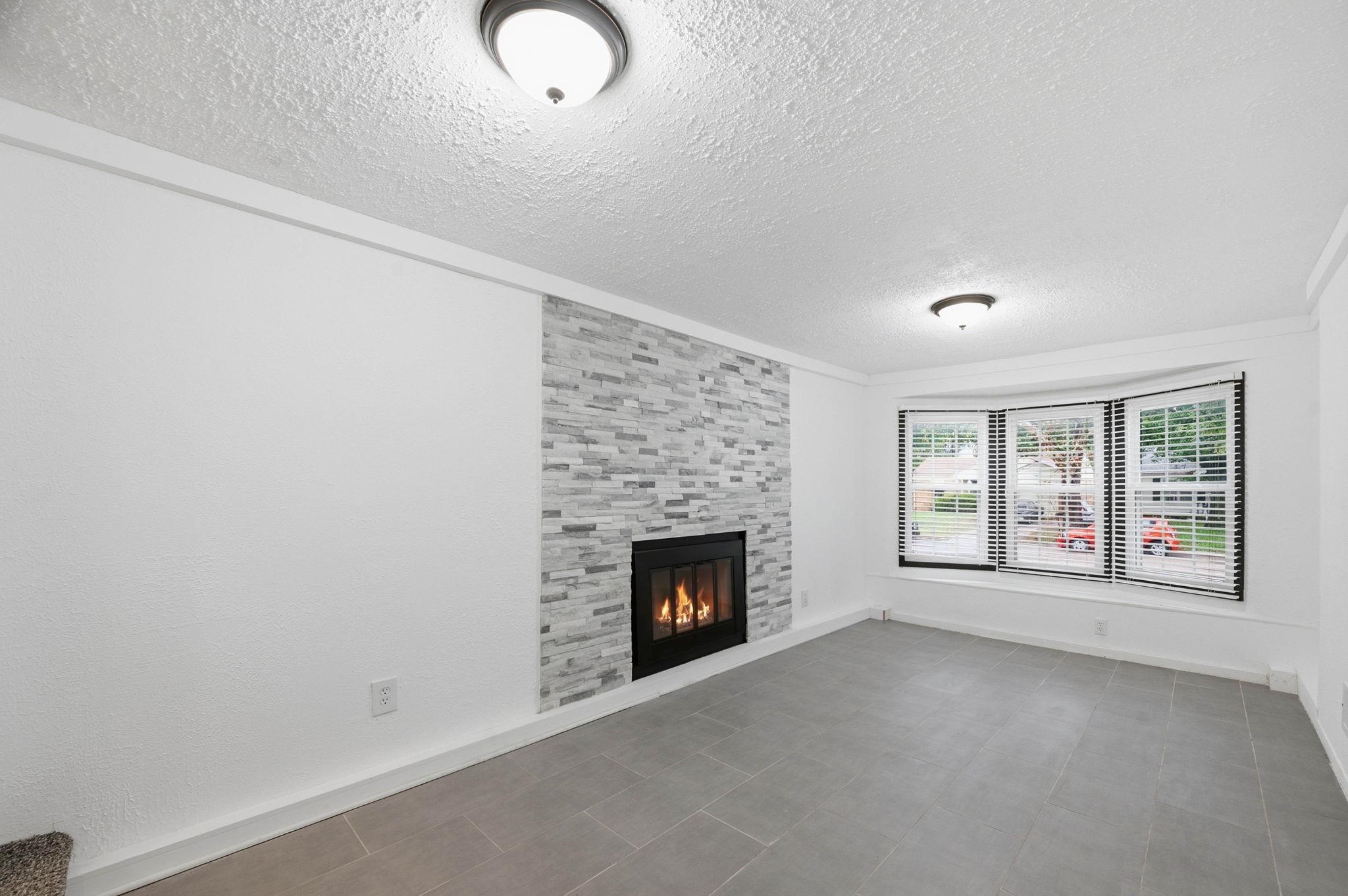 646 S Clifton Ave. Property Photo 17