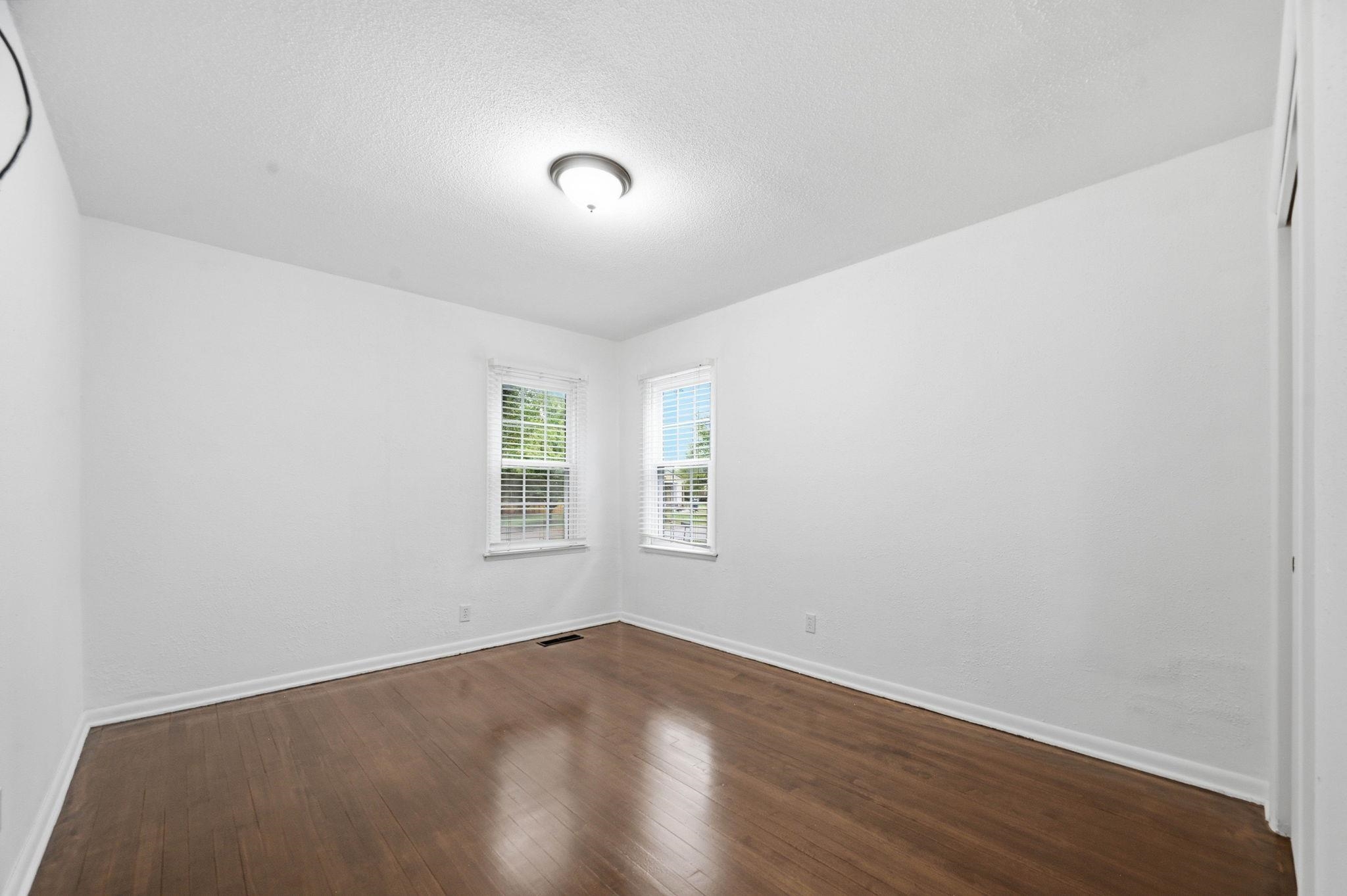646 S Clifton Ave. Property Photo 22