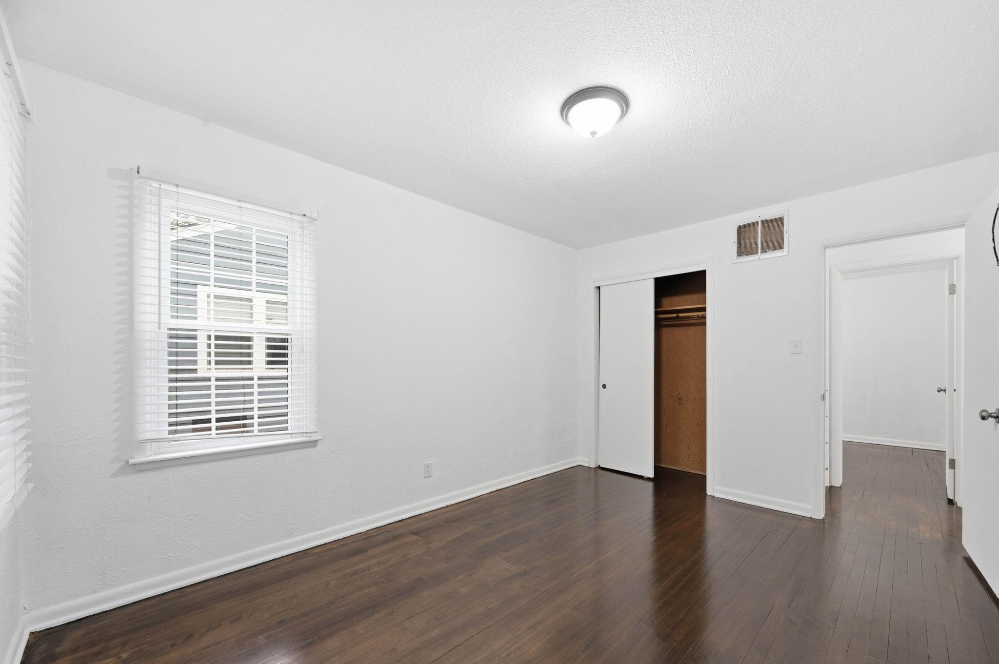 646 S Clifton Ave. Property Photo 24