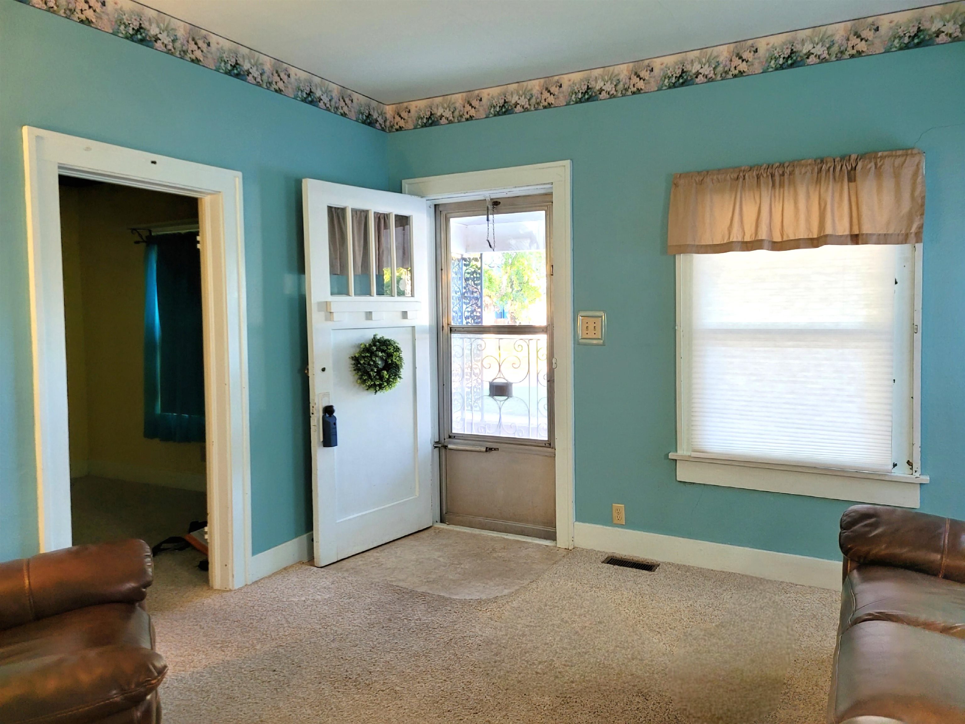 1533 S Ellis Ave. Property Photo 4