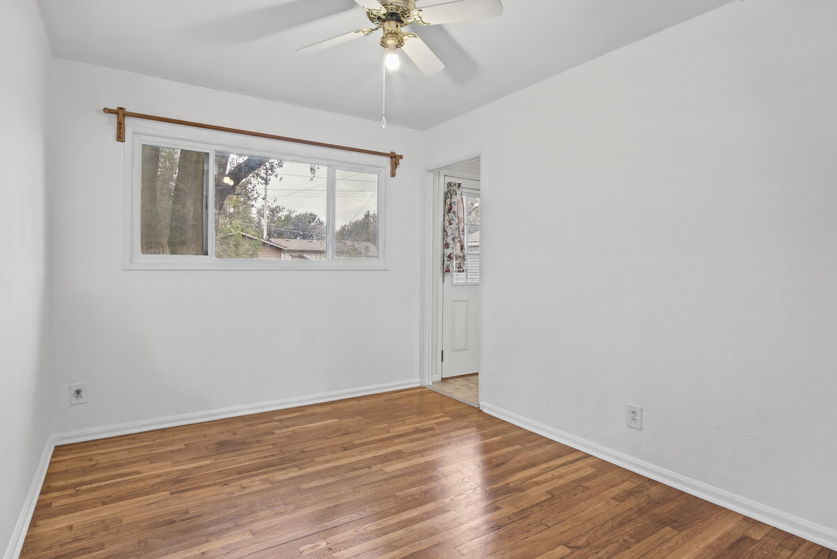 409 Central Ave Property Photo 15