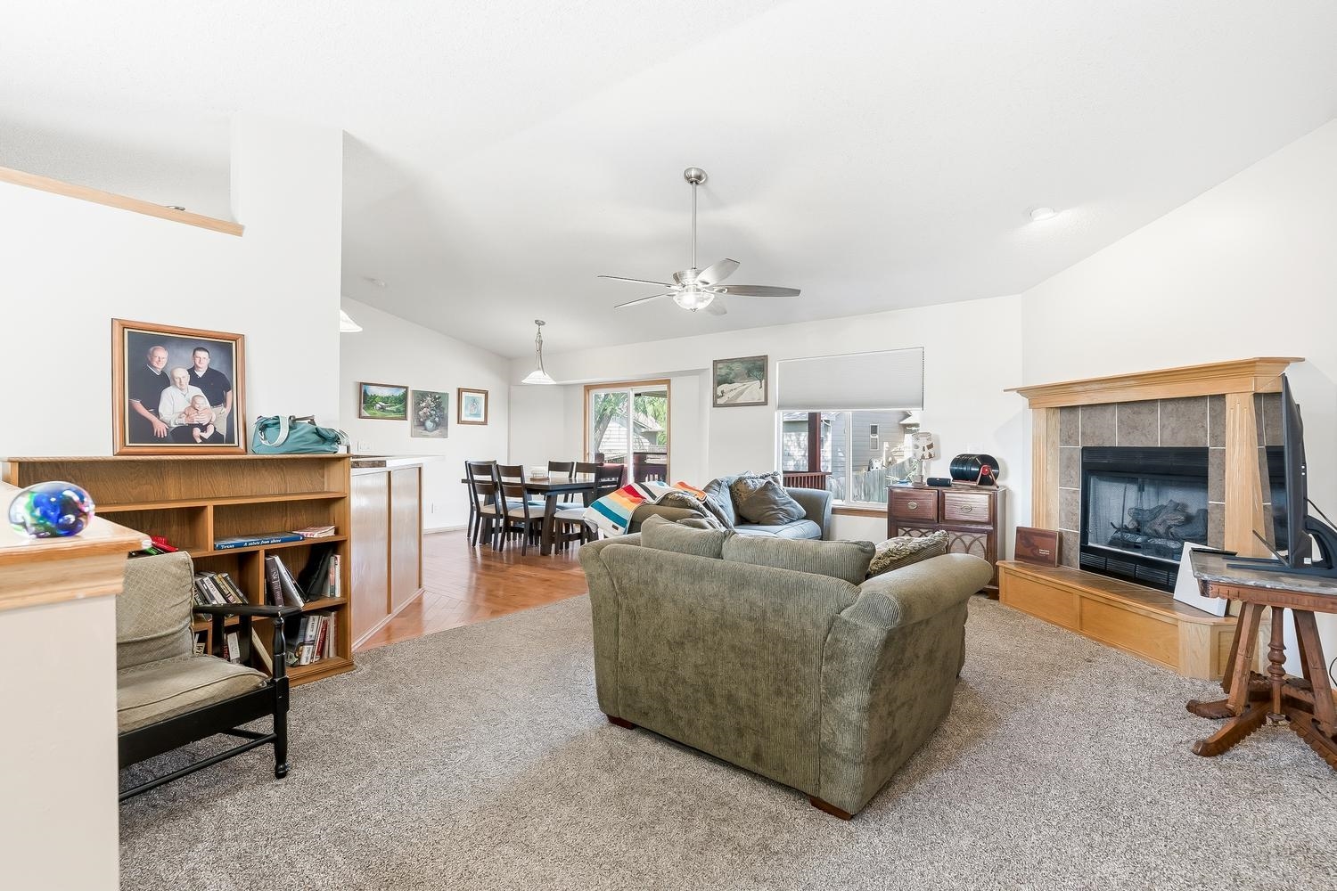 6921 N Wendell Ct Property Photo 4