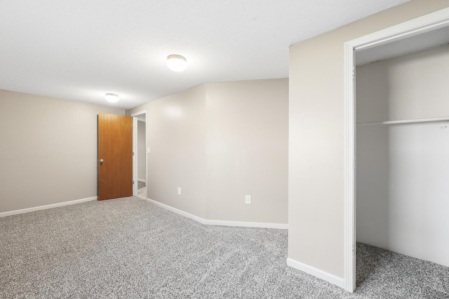 6921 N Wendell Ct Property Photo 24