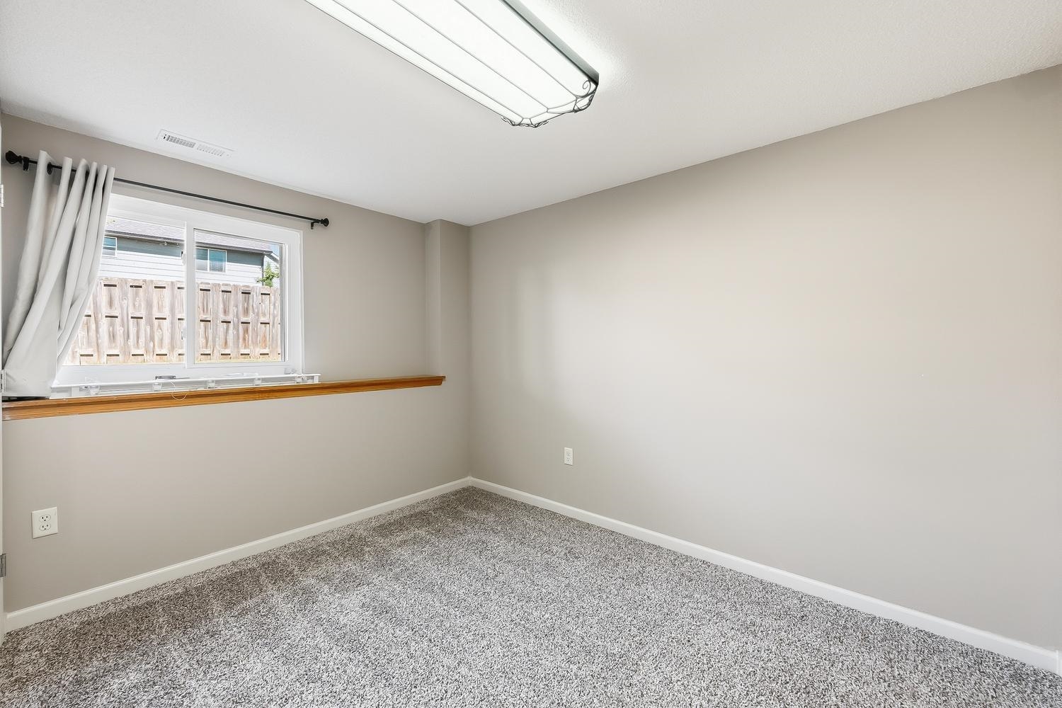 6921 N Wendell Ct Property Photo 25