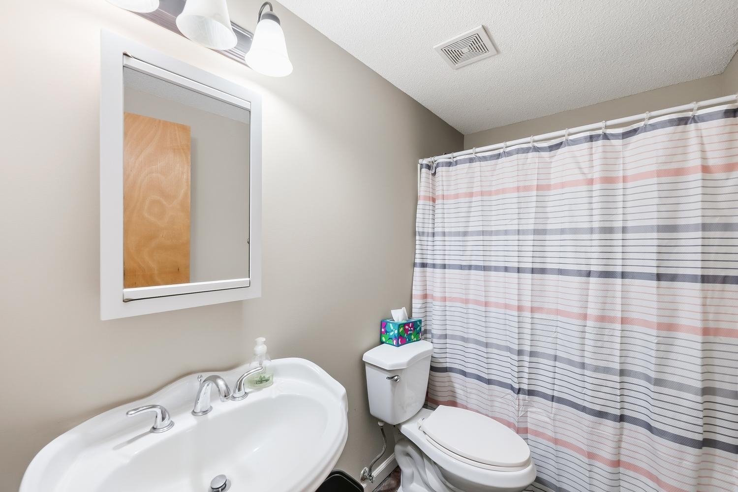 6921 N Wendell Ct Property Photo 27